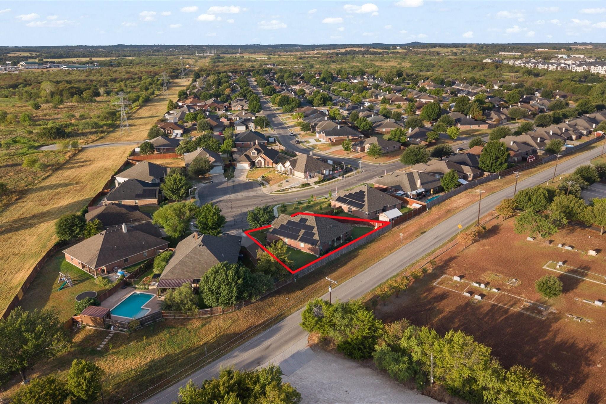 main property photo 7