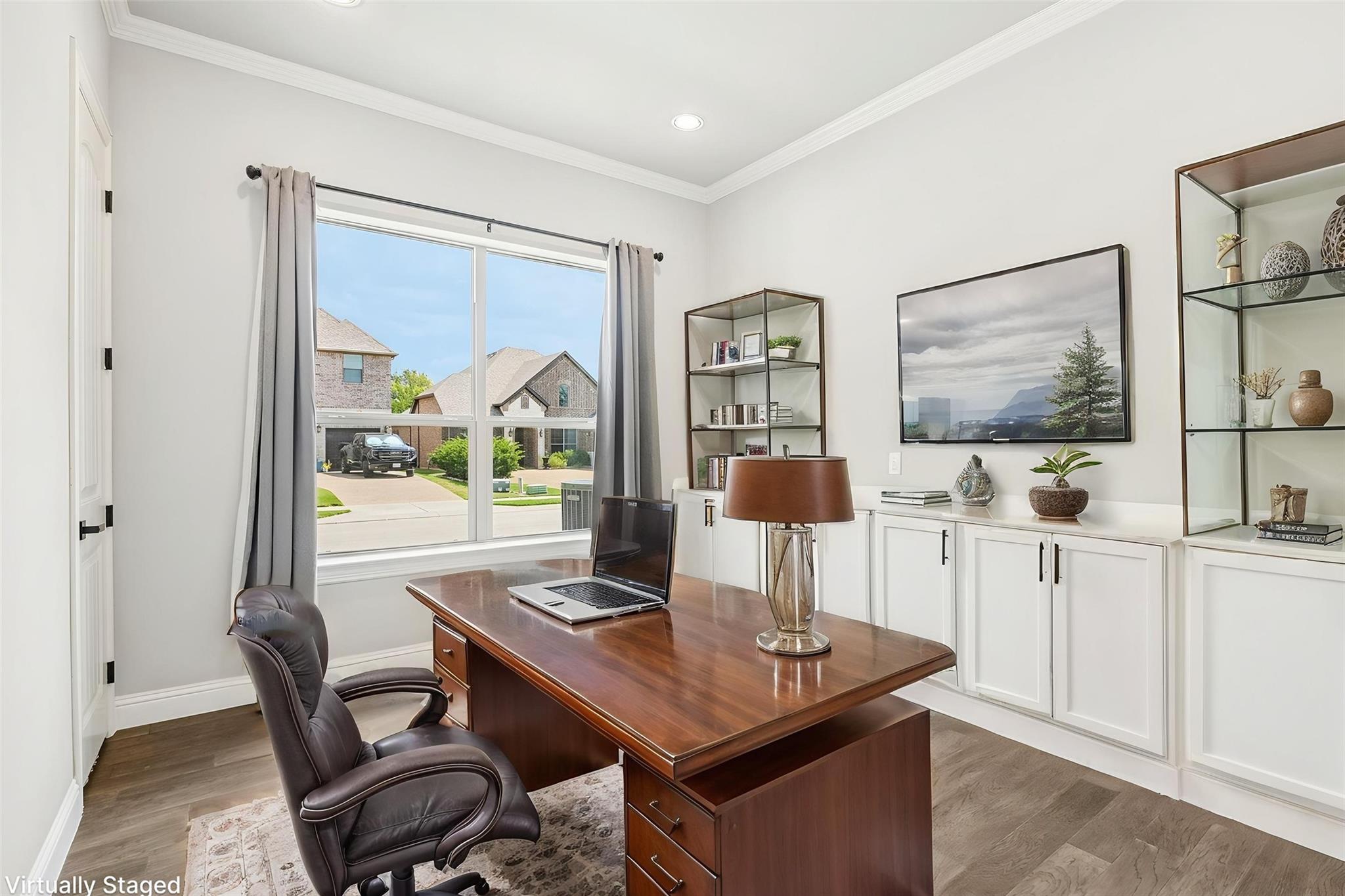 main property photo 18