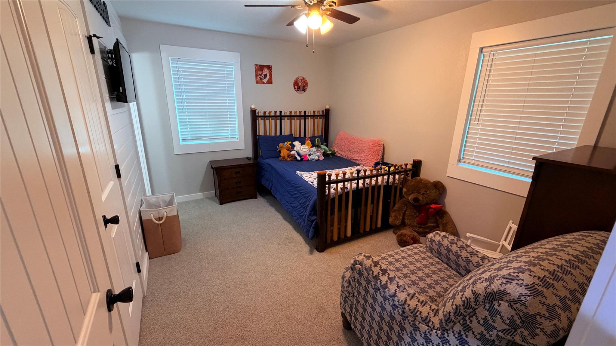 main property photo 13