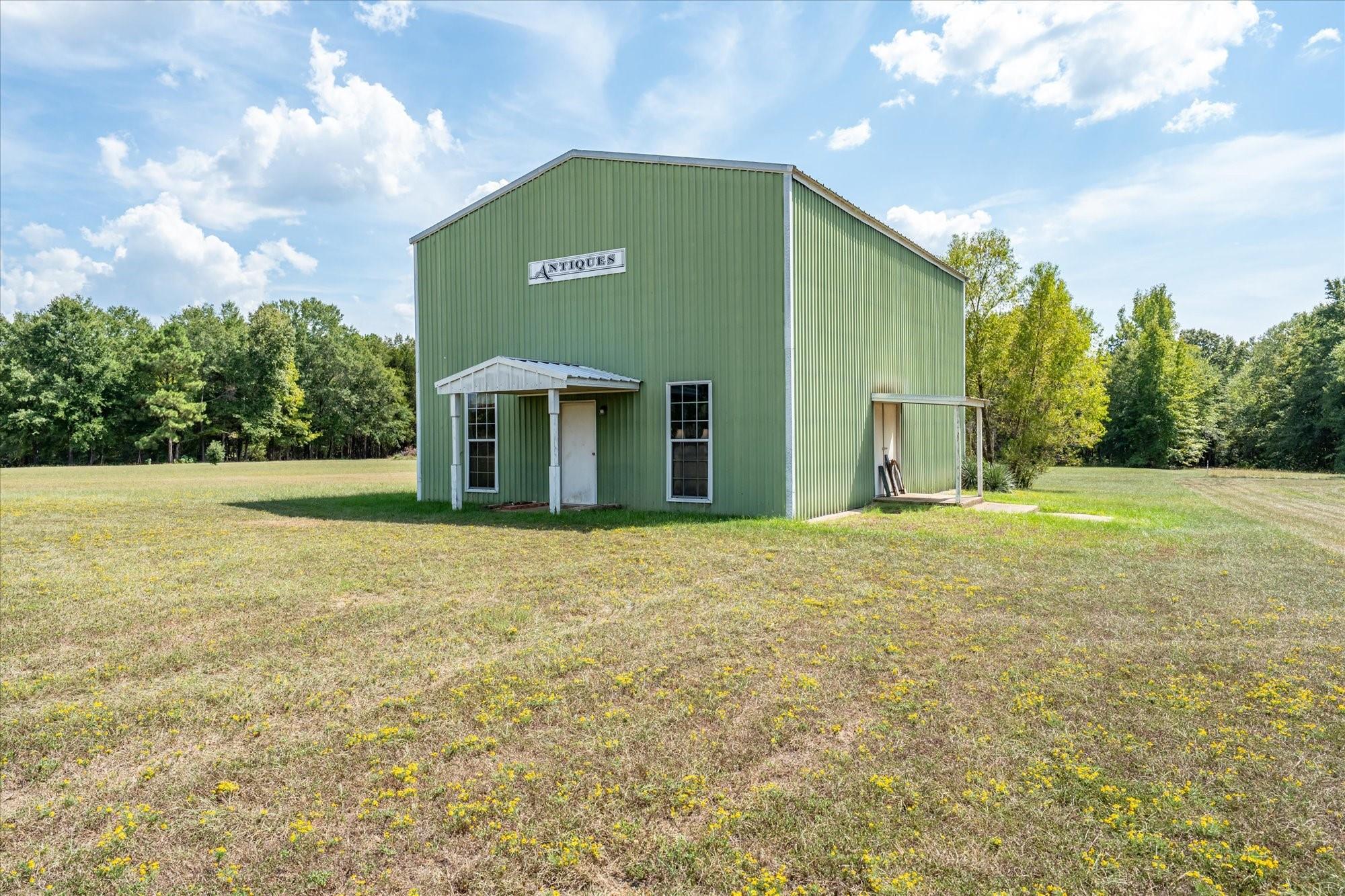 main property photo 36