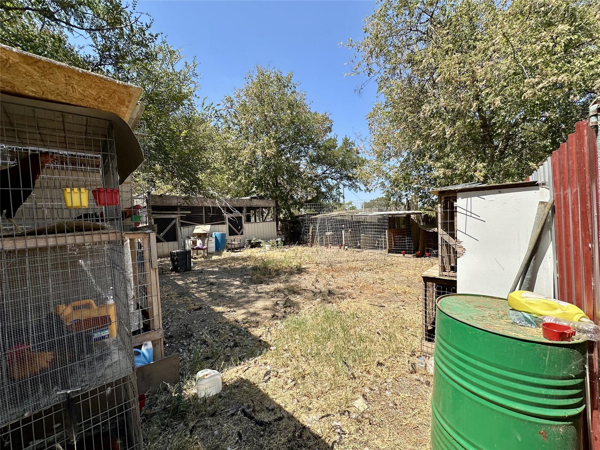 main property photo 14