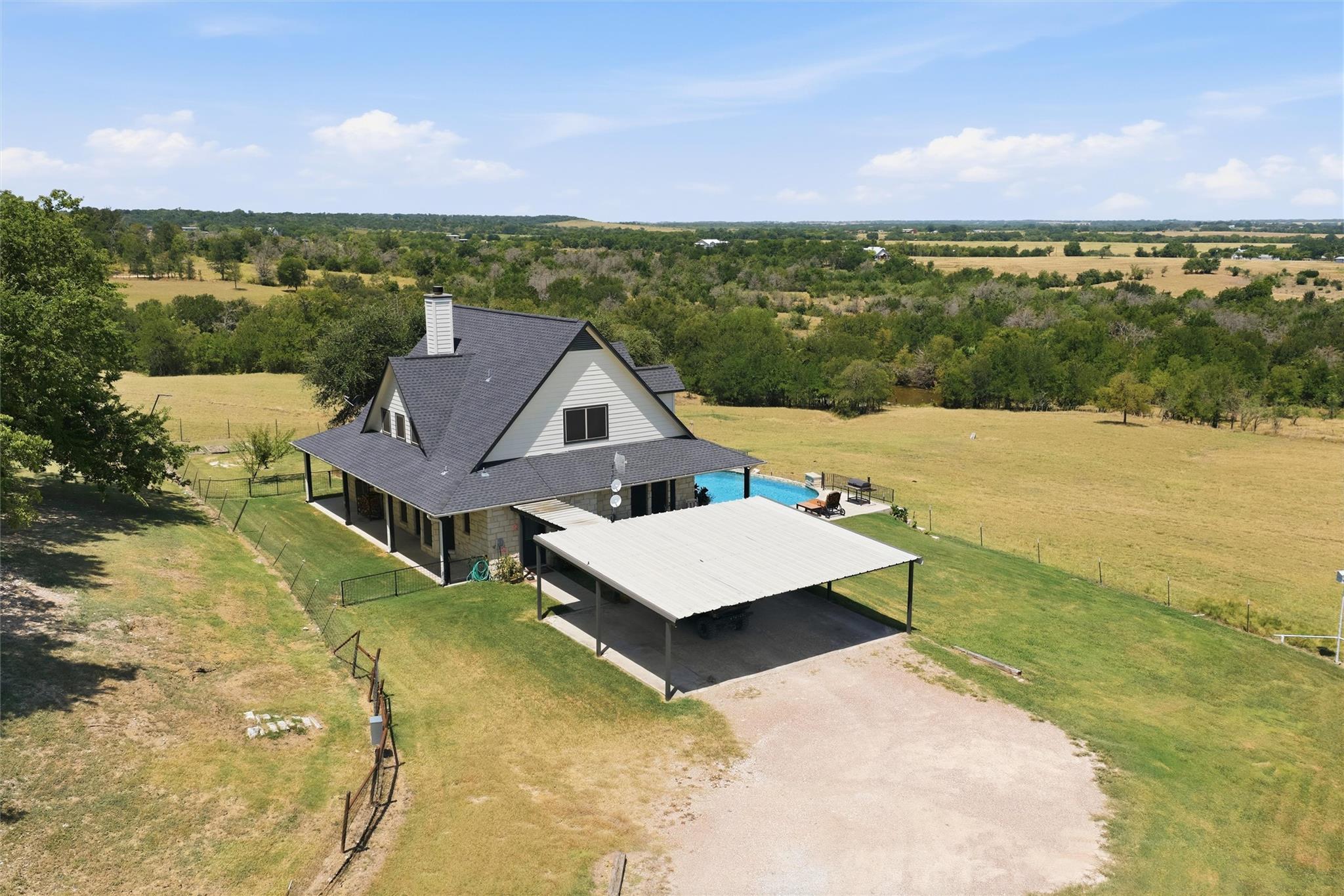 main property photo 34
