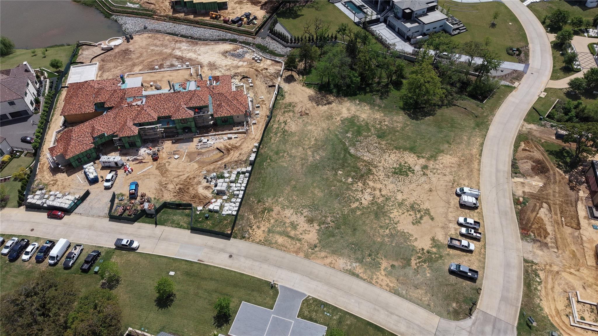 main property photo 8