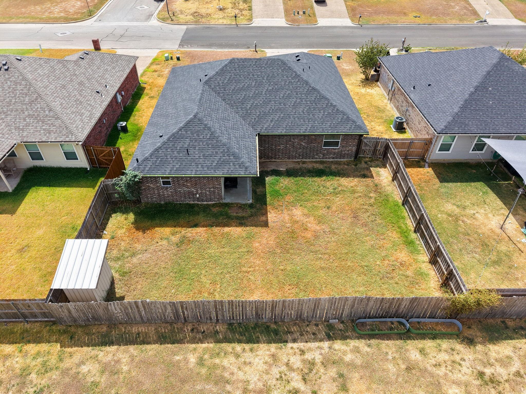main property photo 33