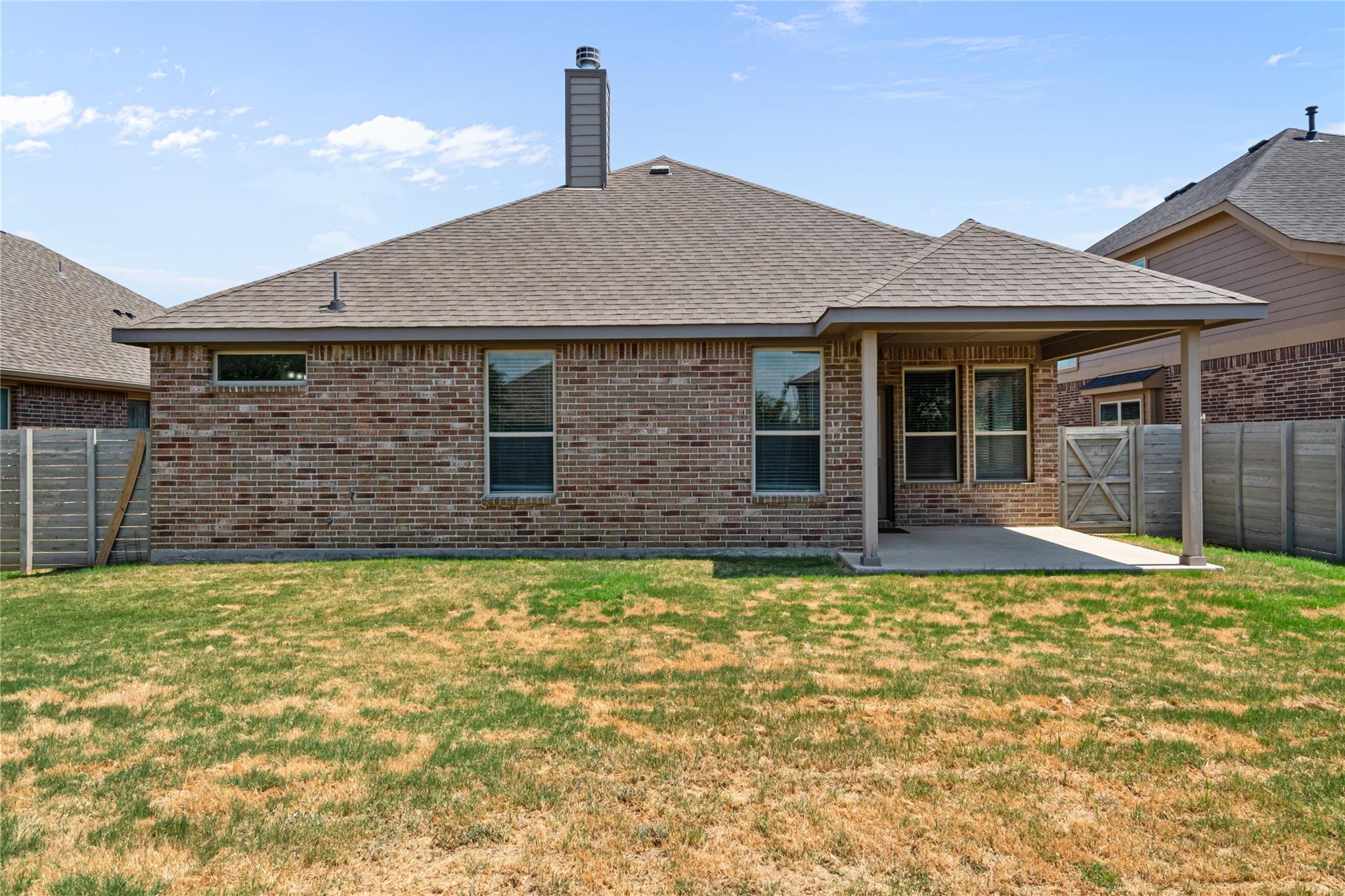 main property photo 20