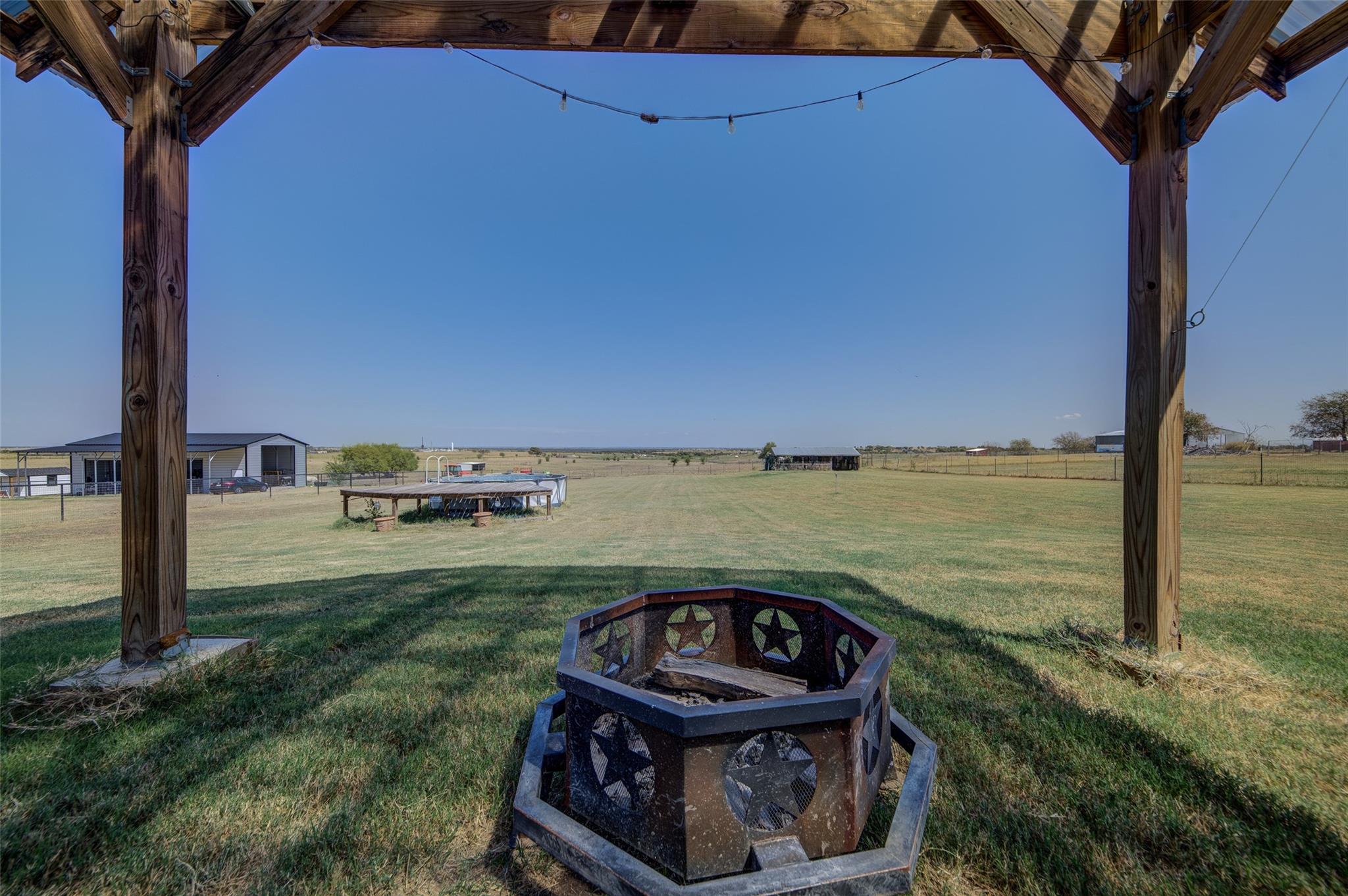 main property photo 36
