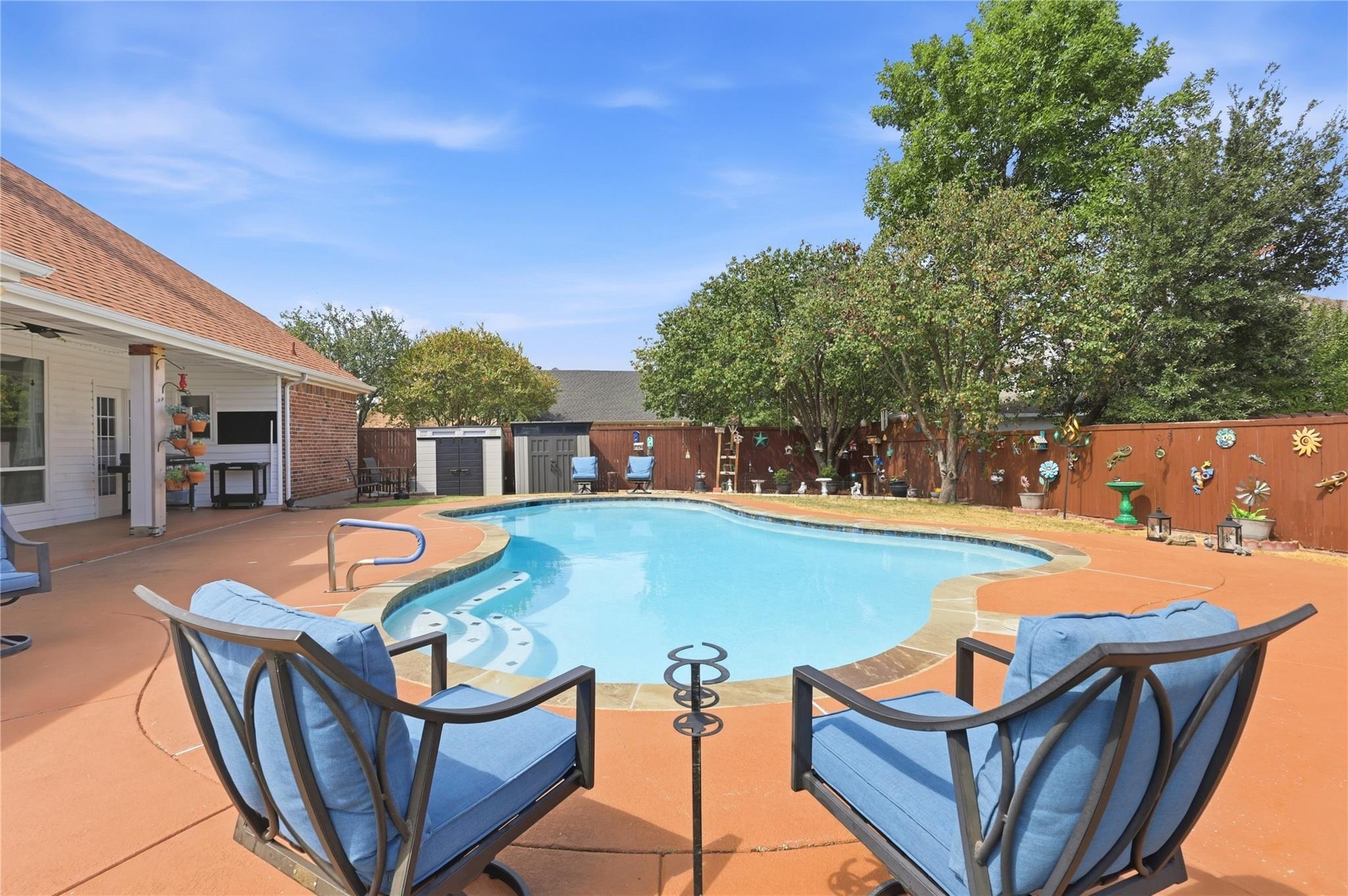 main property photo 31