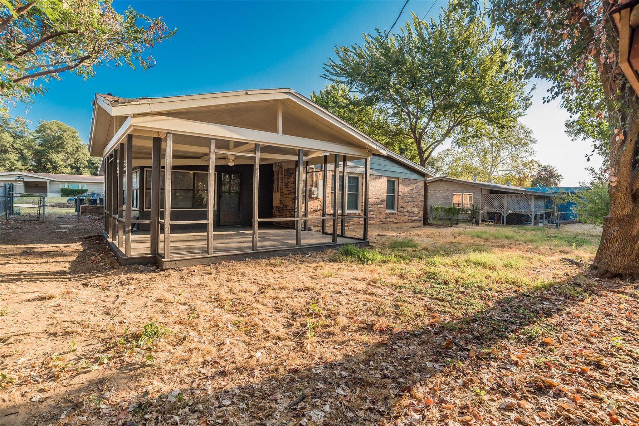 main property photo 21