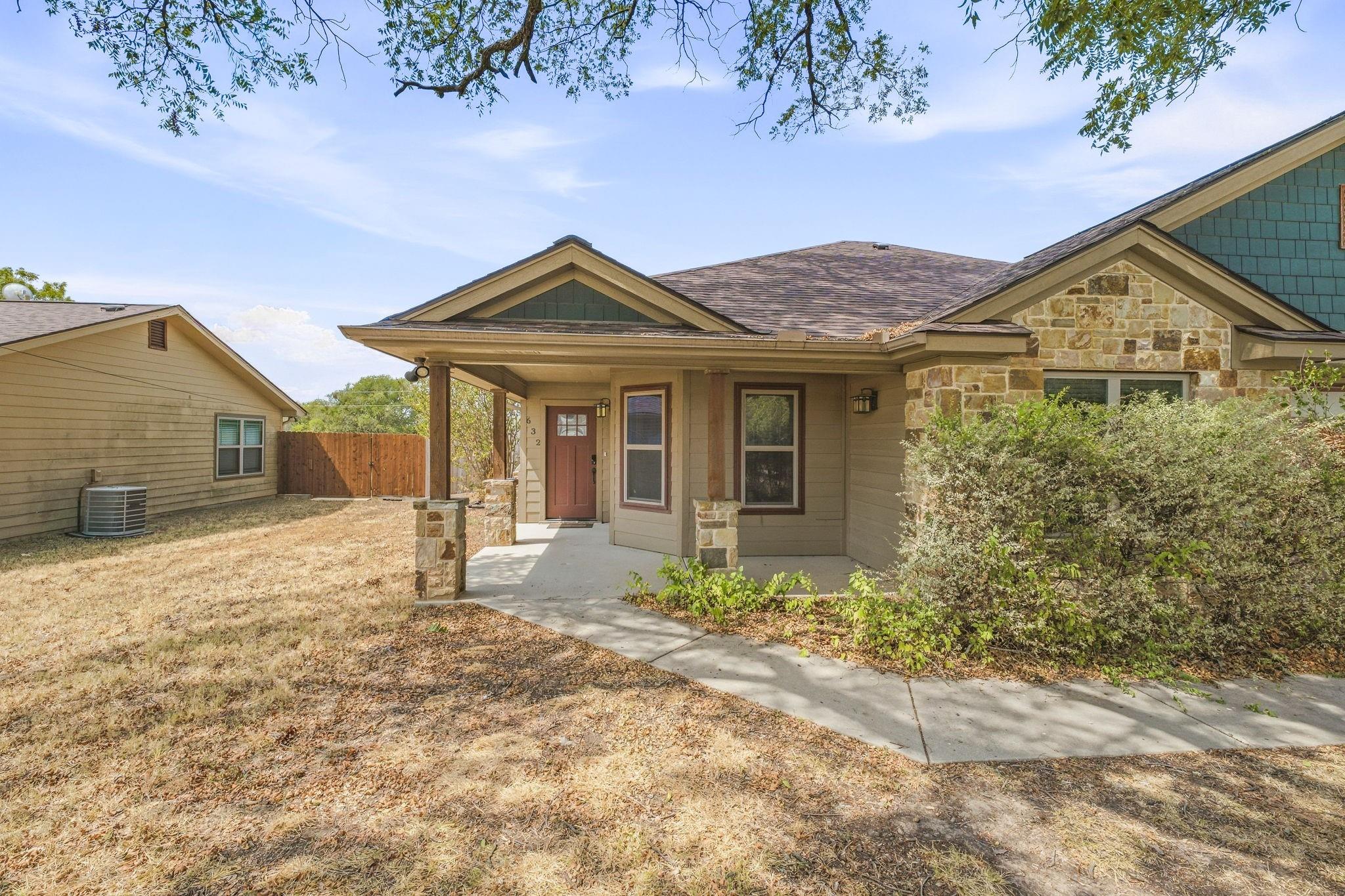 main property photo 4