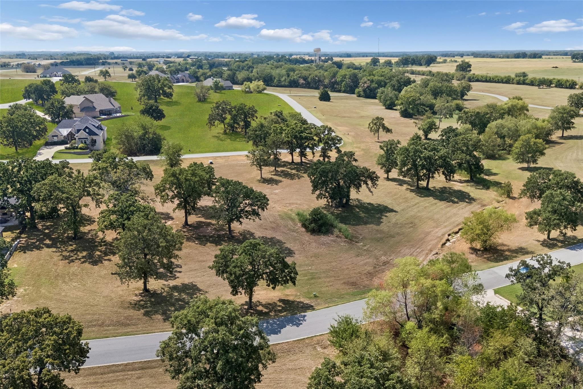 main property photo 11