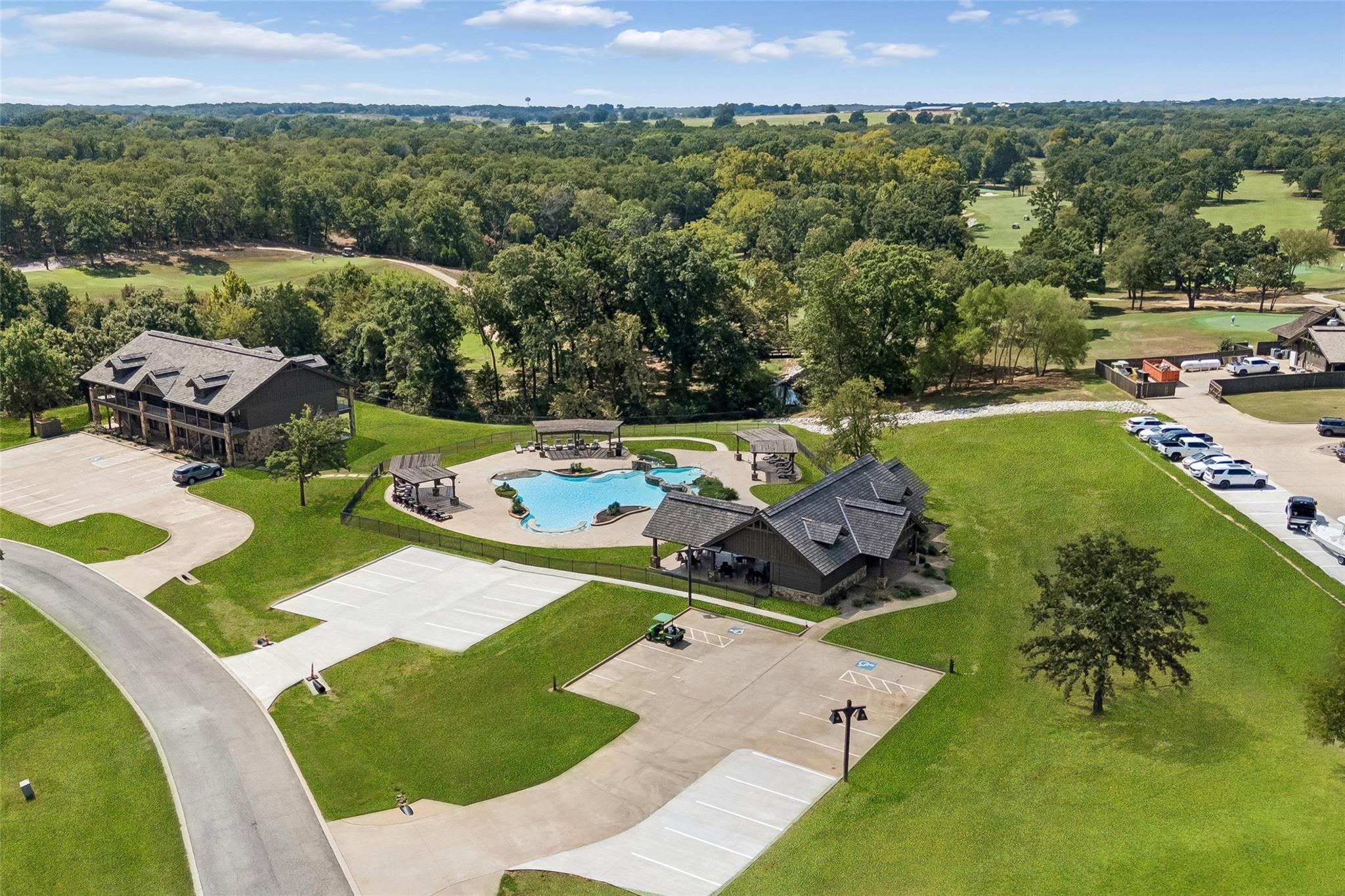 main property photo 15