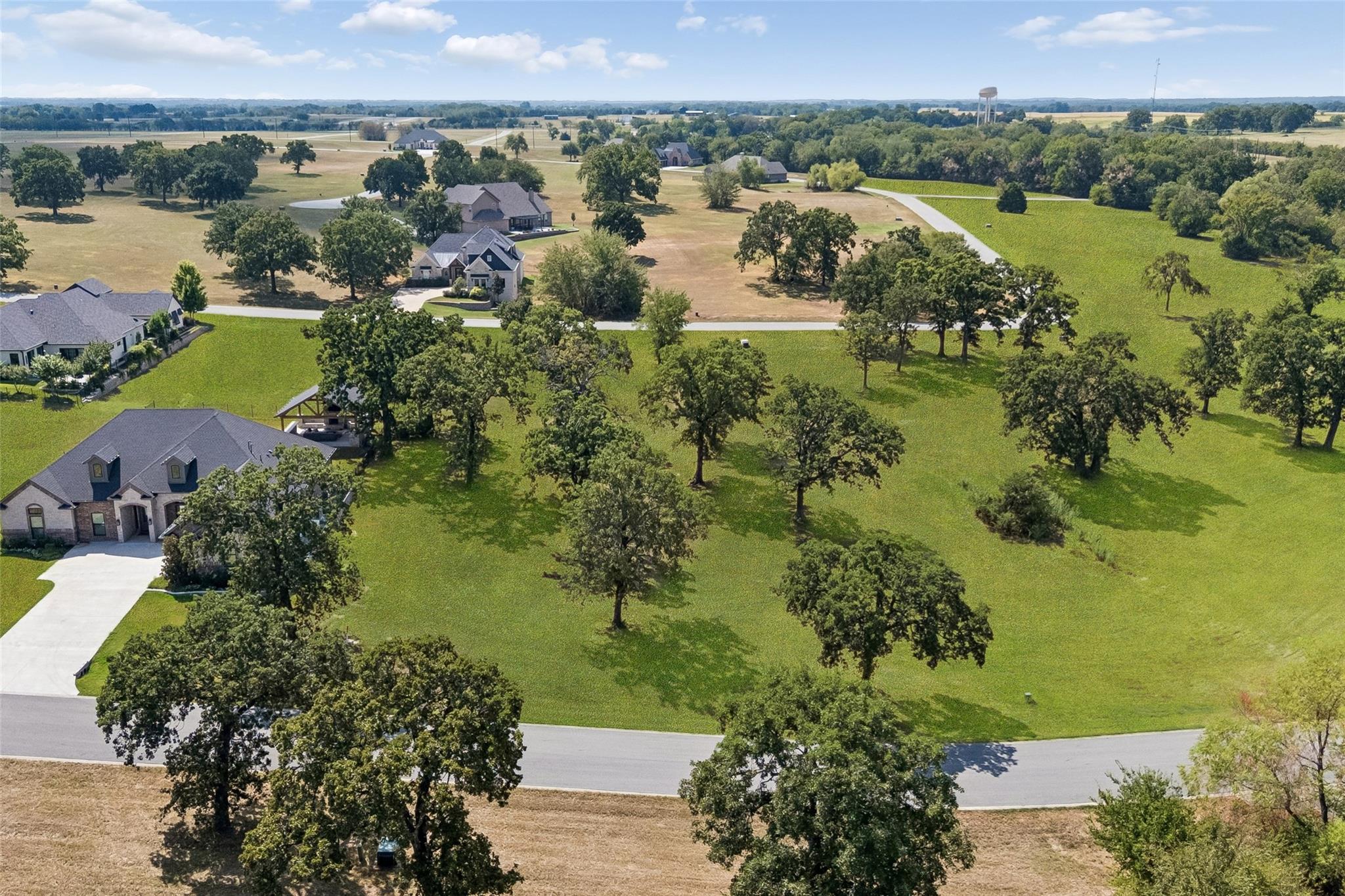 main property photo 7