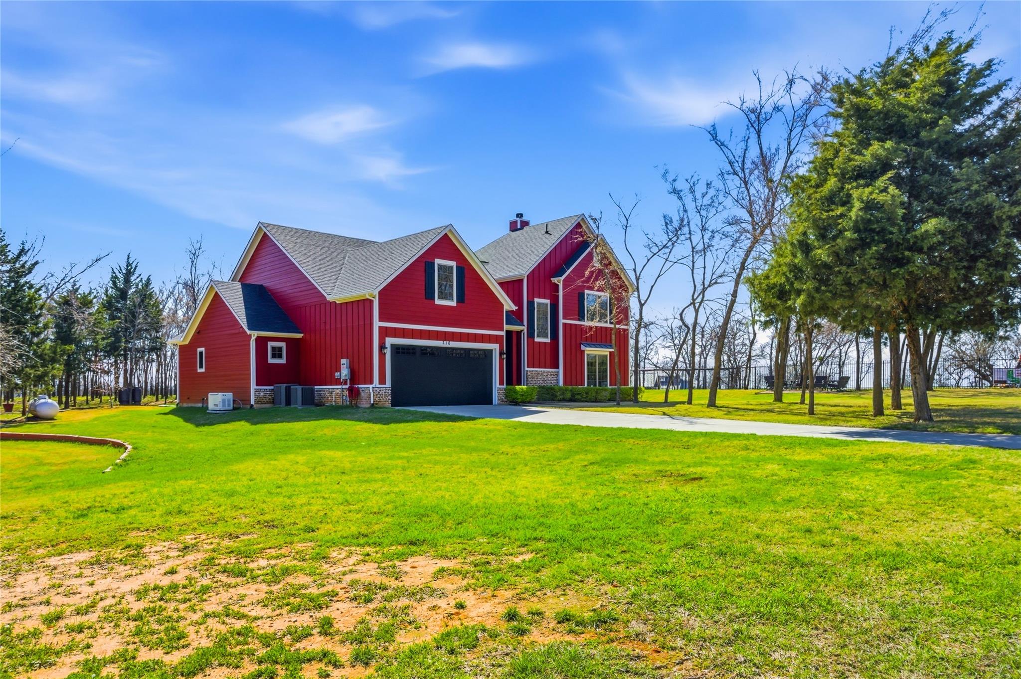 main property photo 39