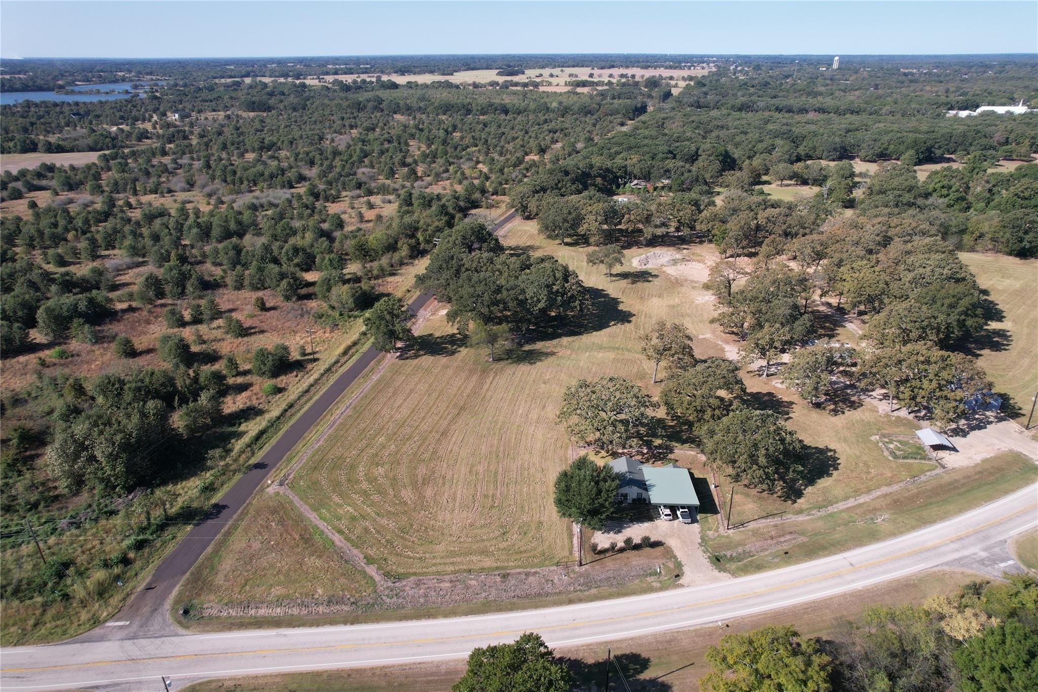 main property photo 25