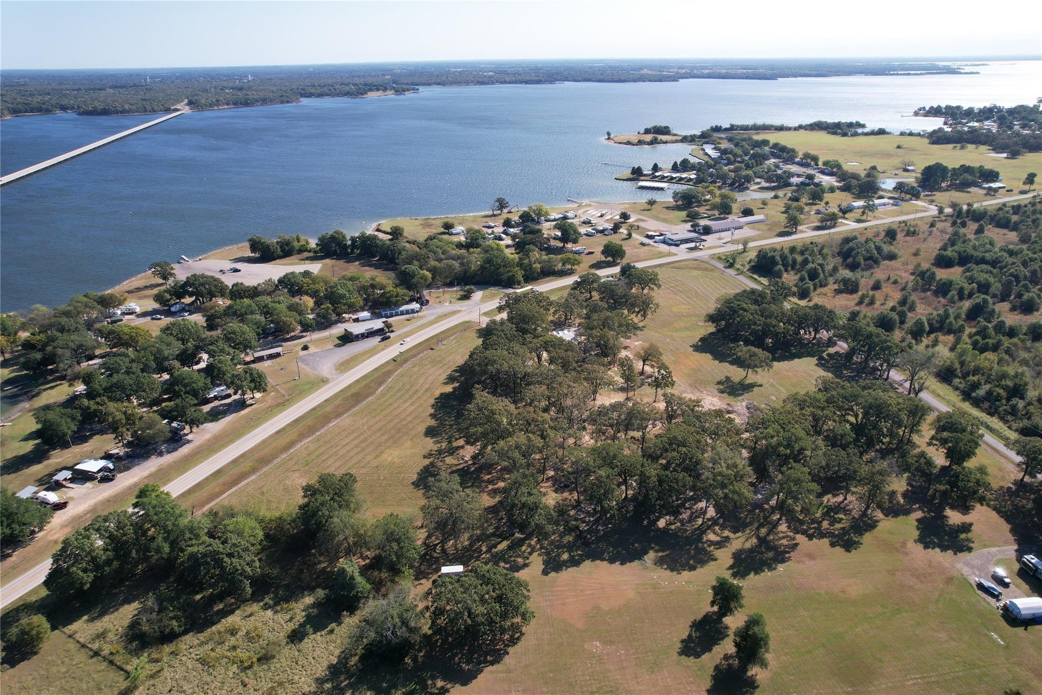 main property photo 32