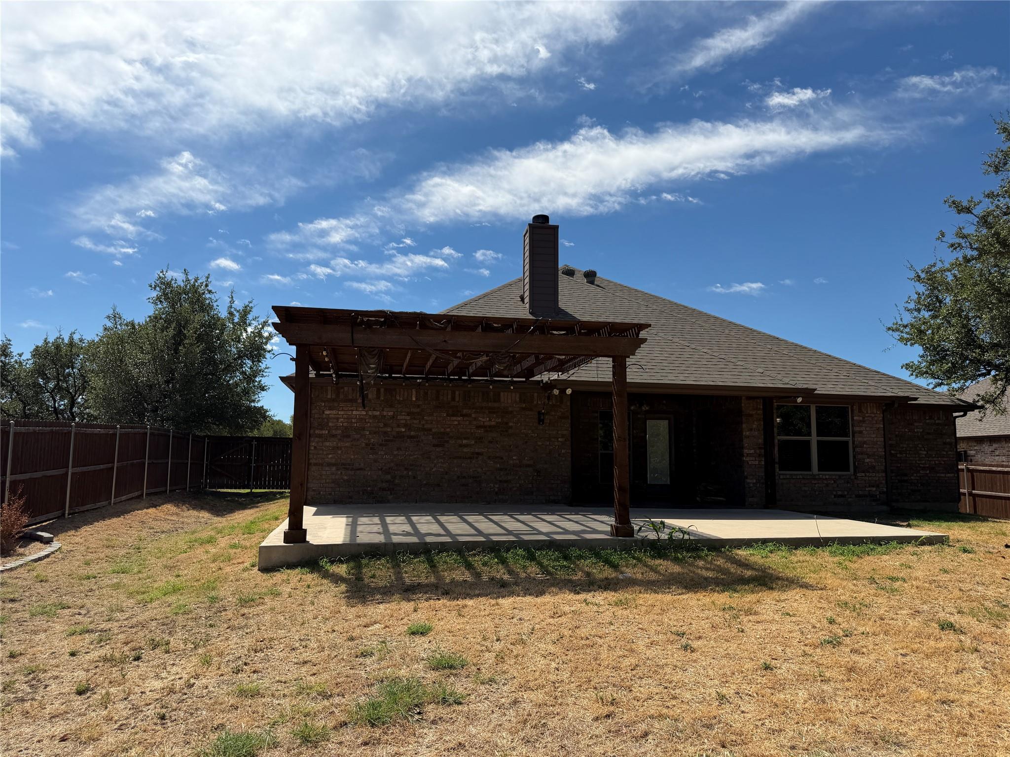 main property photo 24