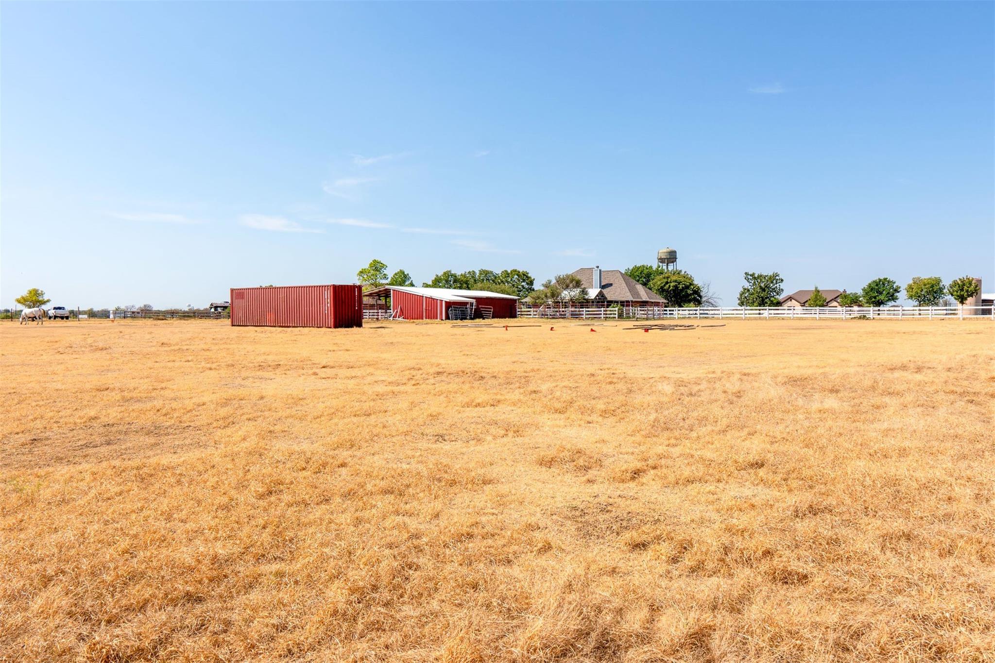 main property photo 39