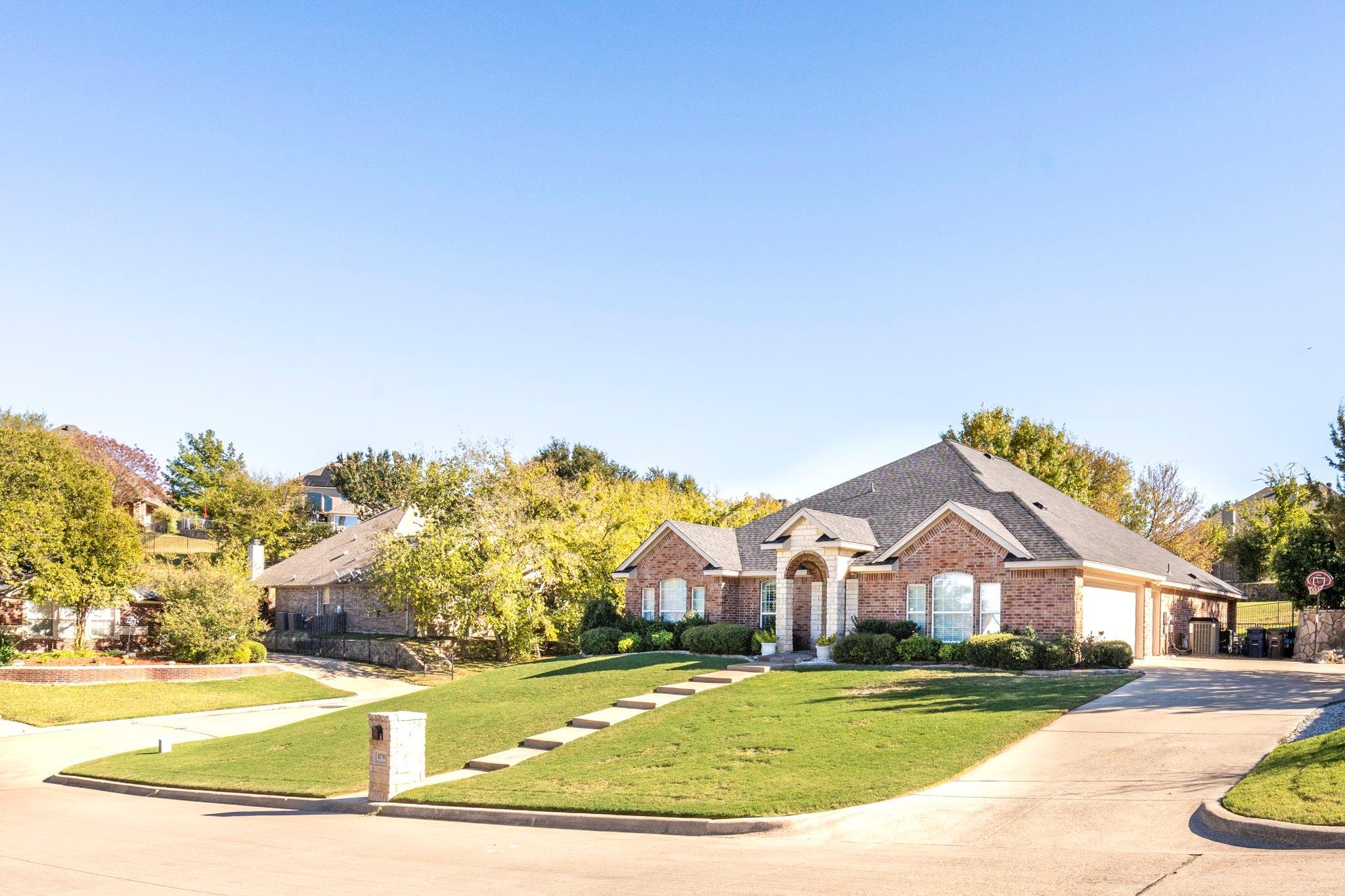 main property photo 2