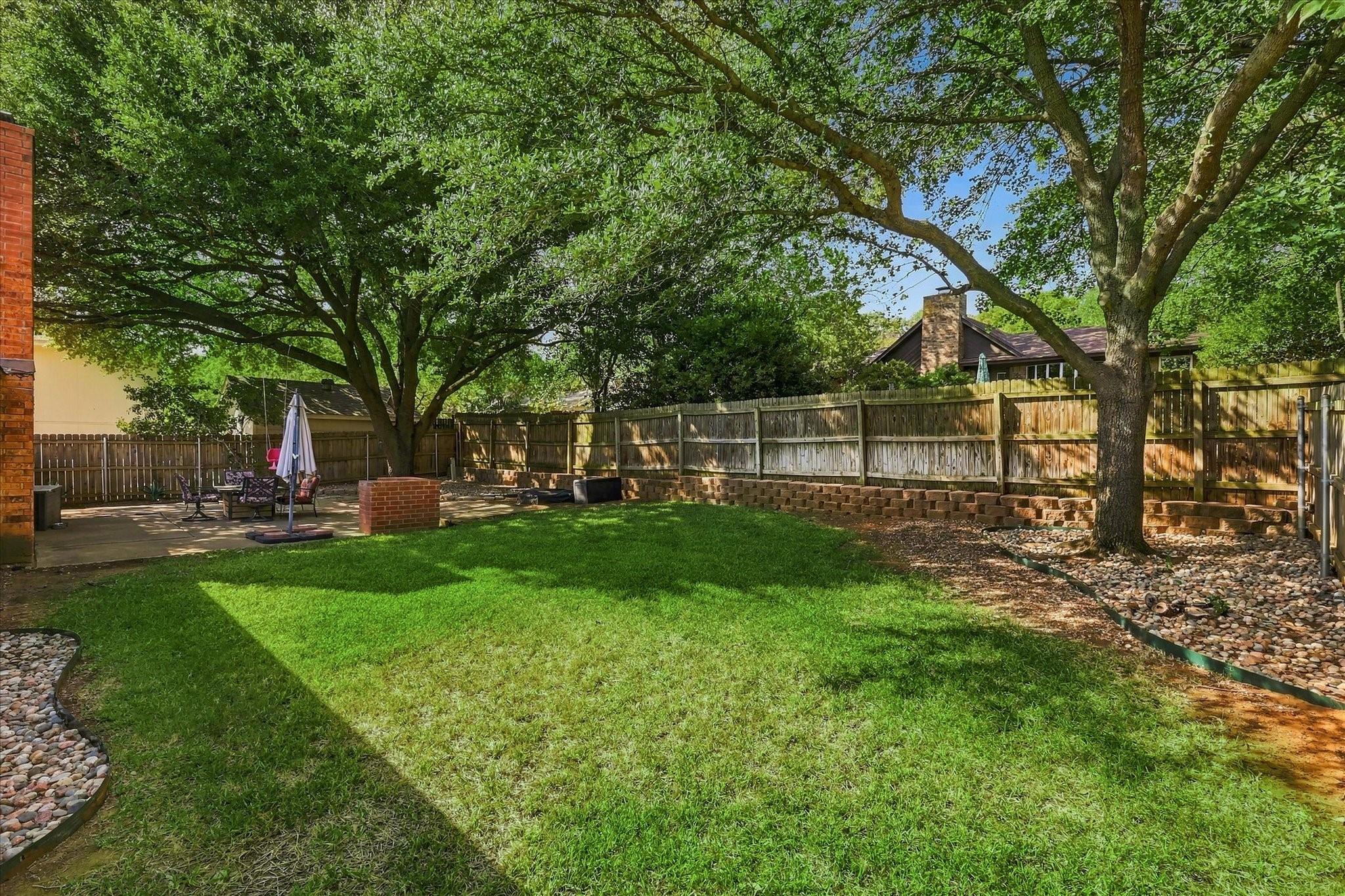 main property photo 31