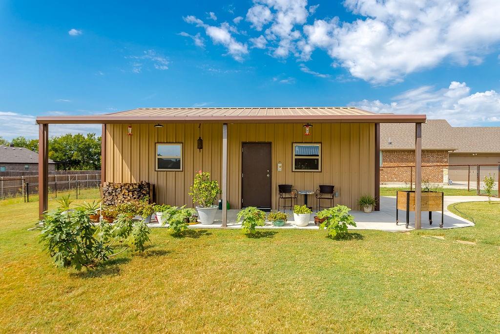 main property photo 32