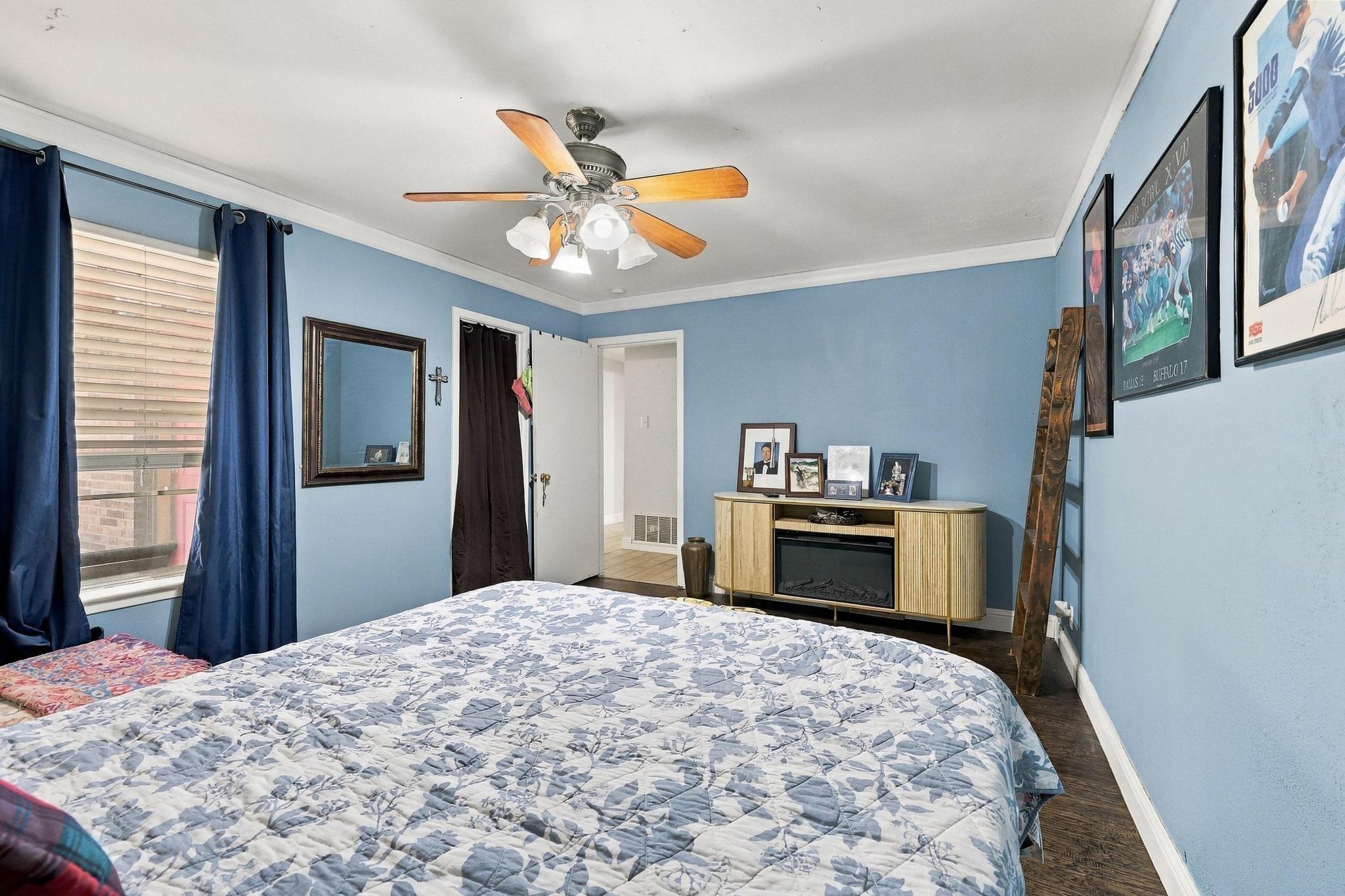 main property photo 17