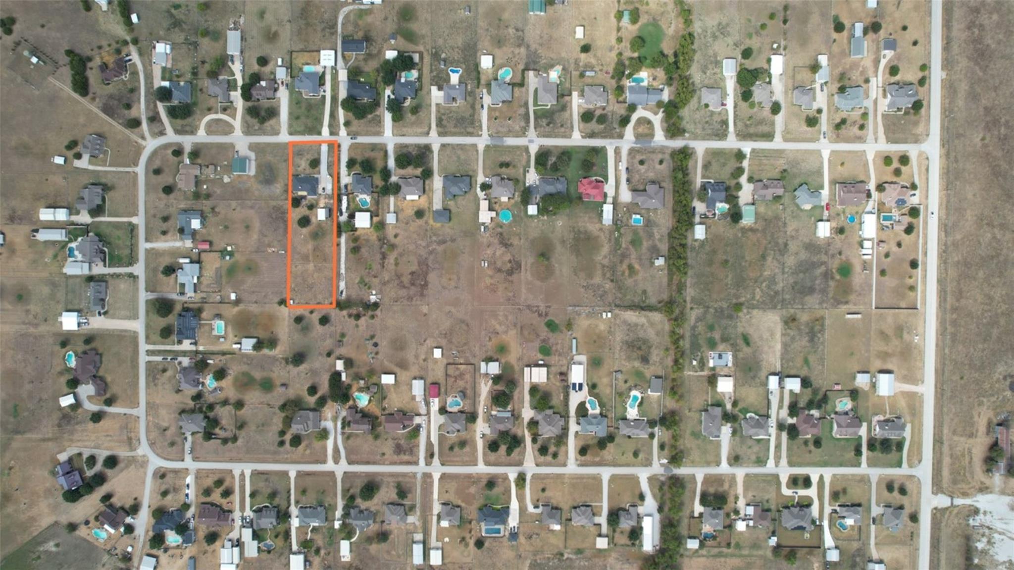main property photo 8