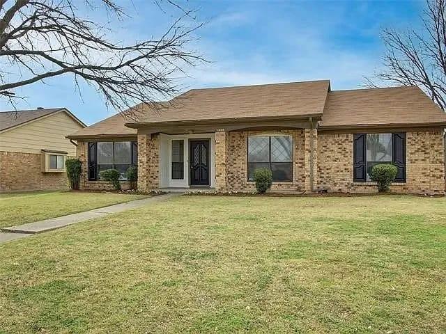 main property photo 10