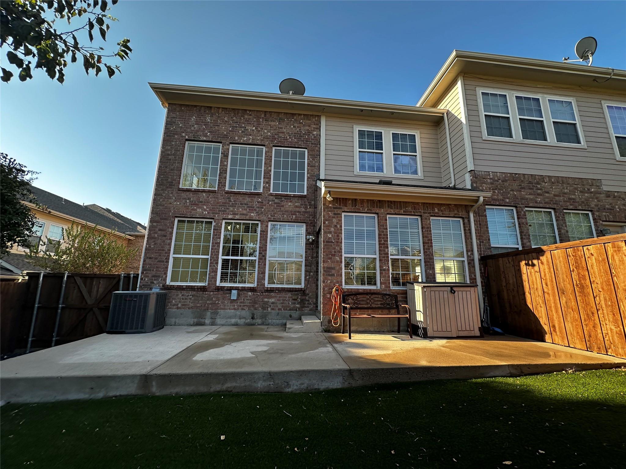 main property photo 23