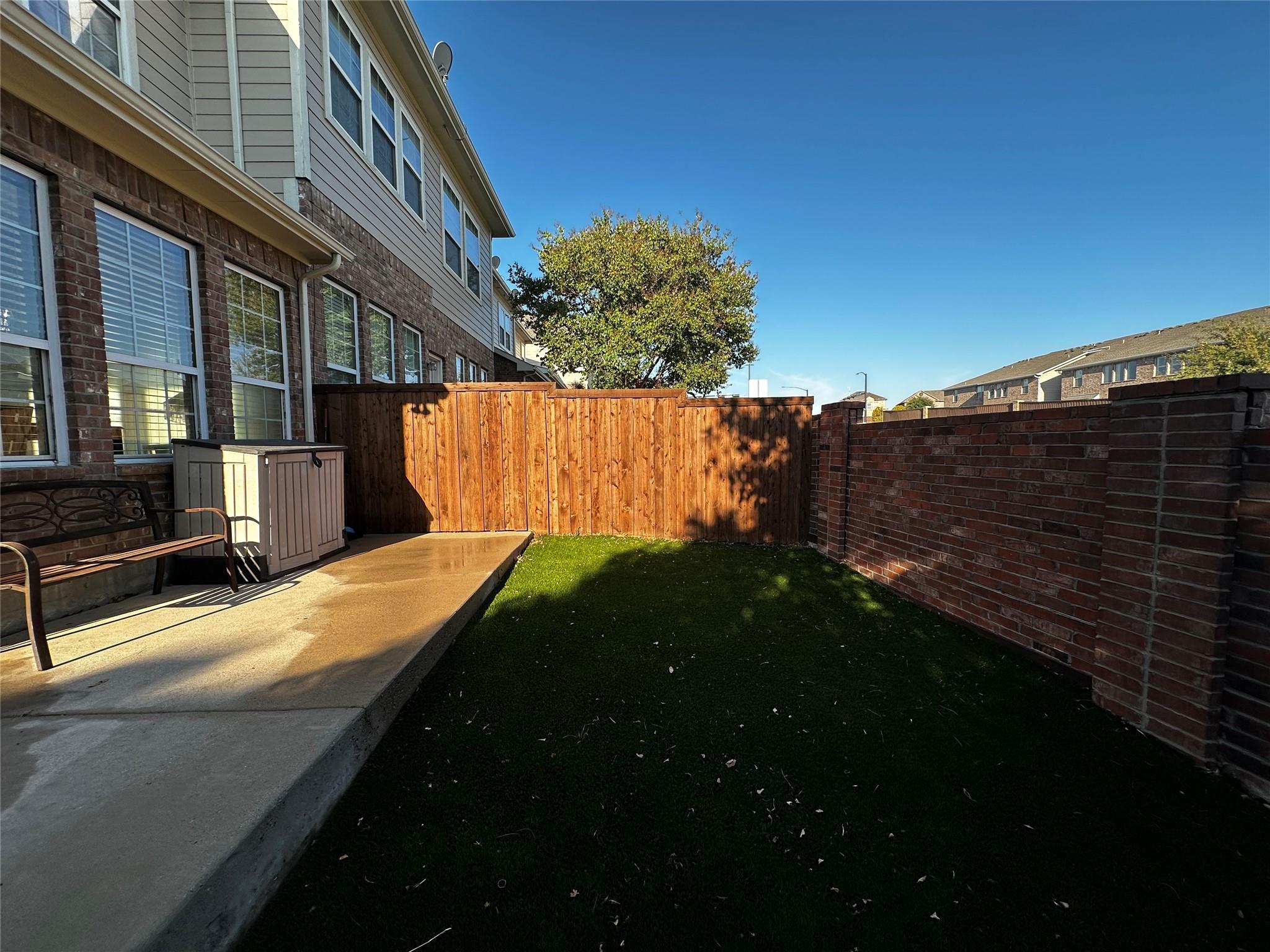 main property photo 25