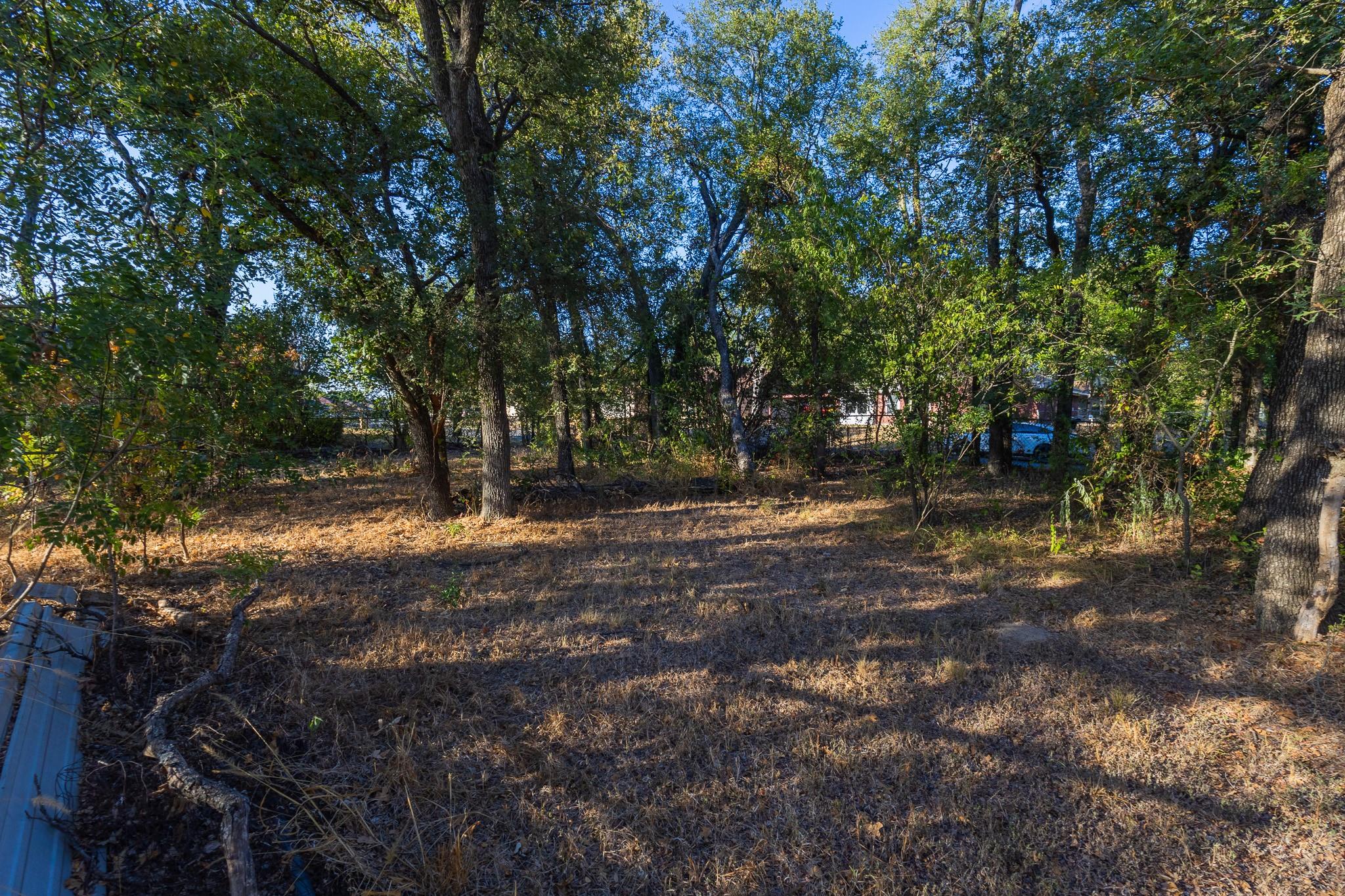 main property photo 11