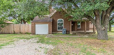 image of property with 3 Bed | 2 Bath | 1,350 Sqft