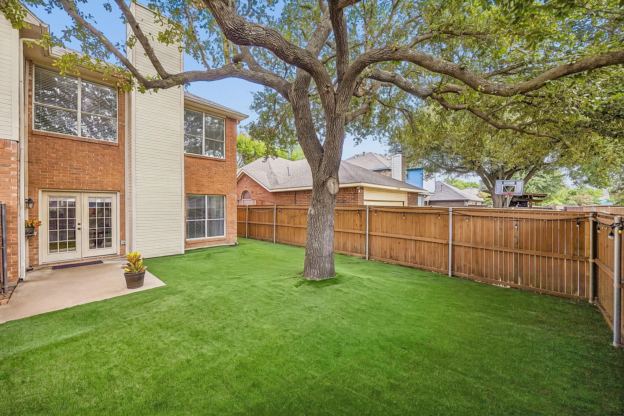 main property photo 32