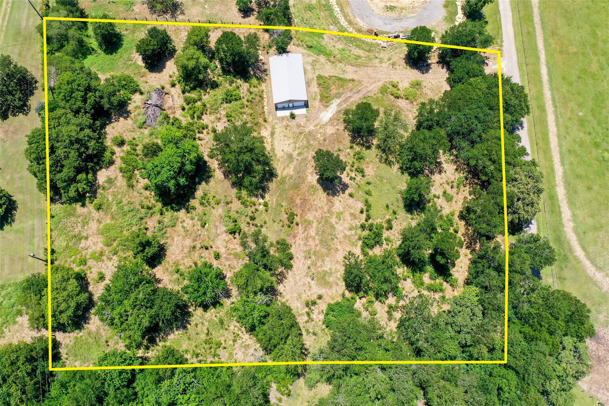 main property photo 39