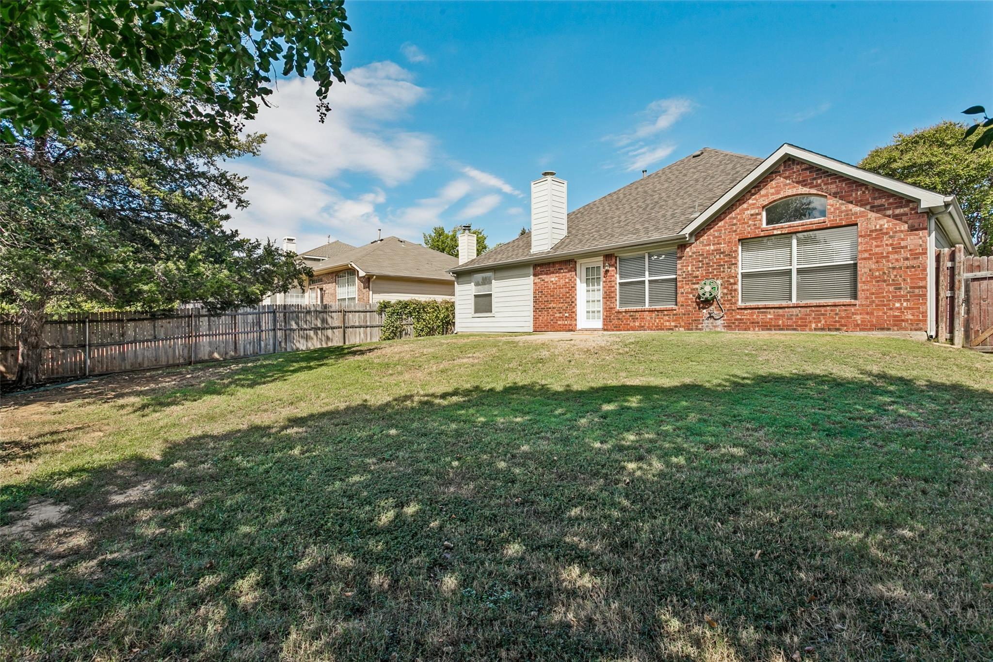 main property photo 20