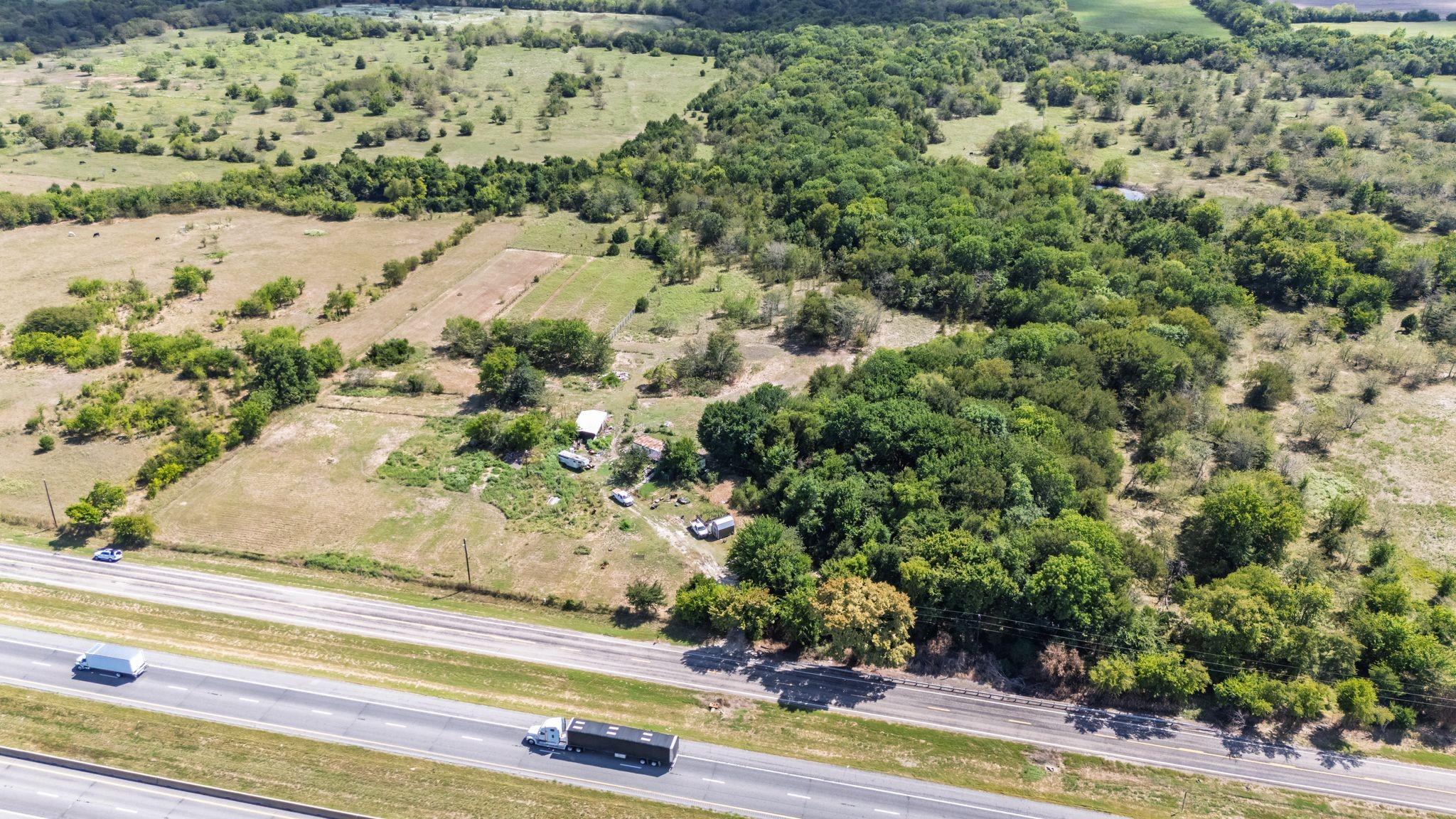 main property photo 17