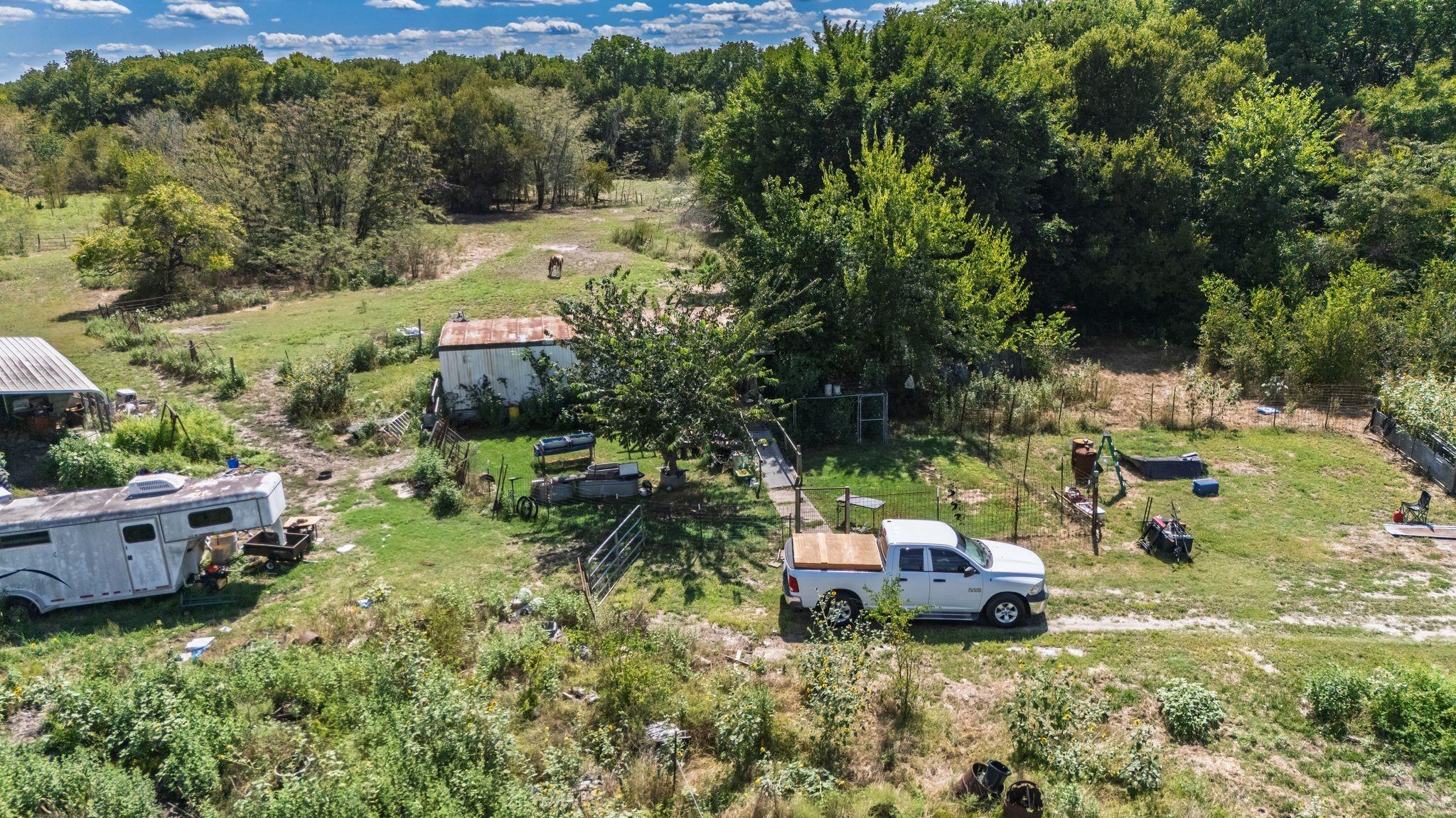main property photo 20