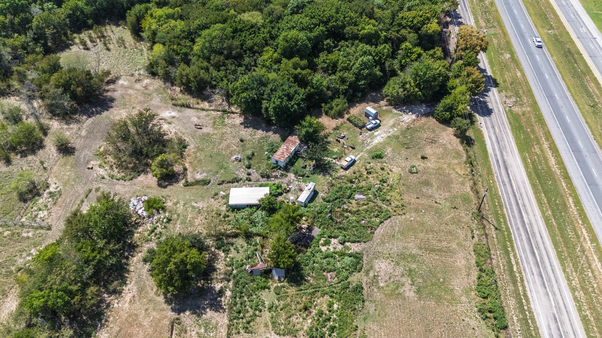 main property photo 38