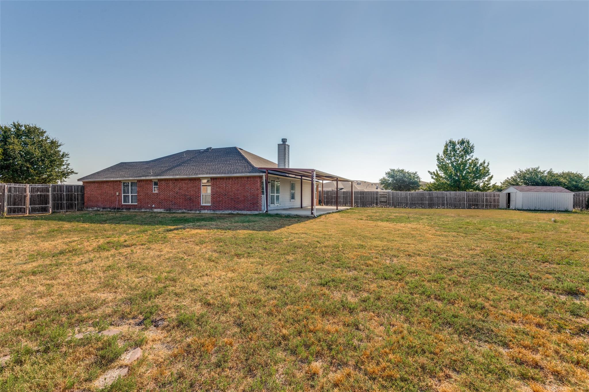 main property photo 20