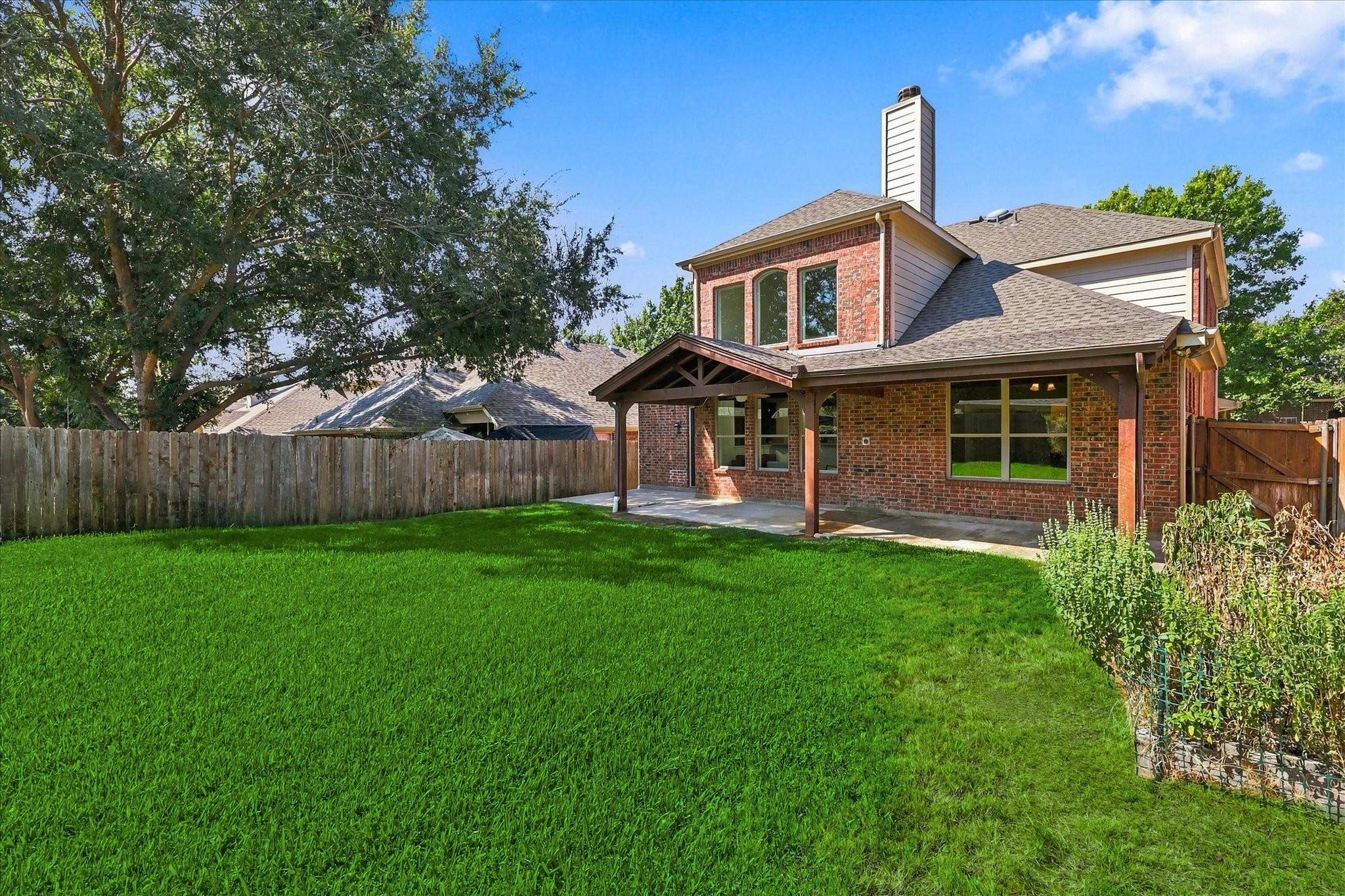 main property photo 36