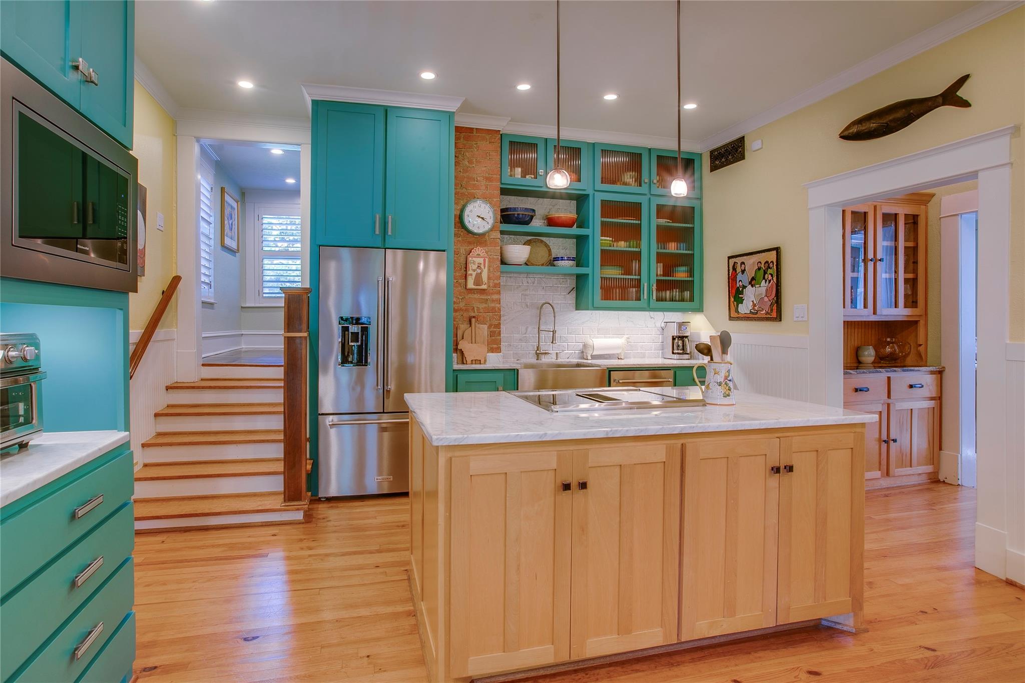 main property photo 17