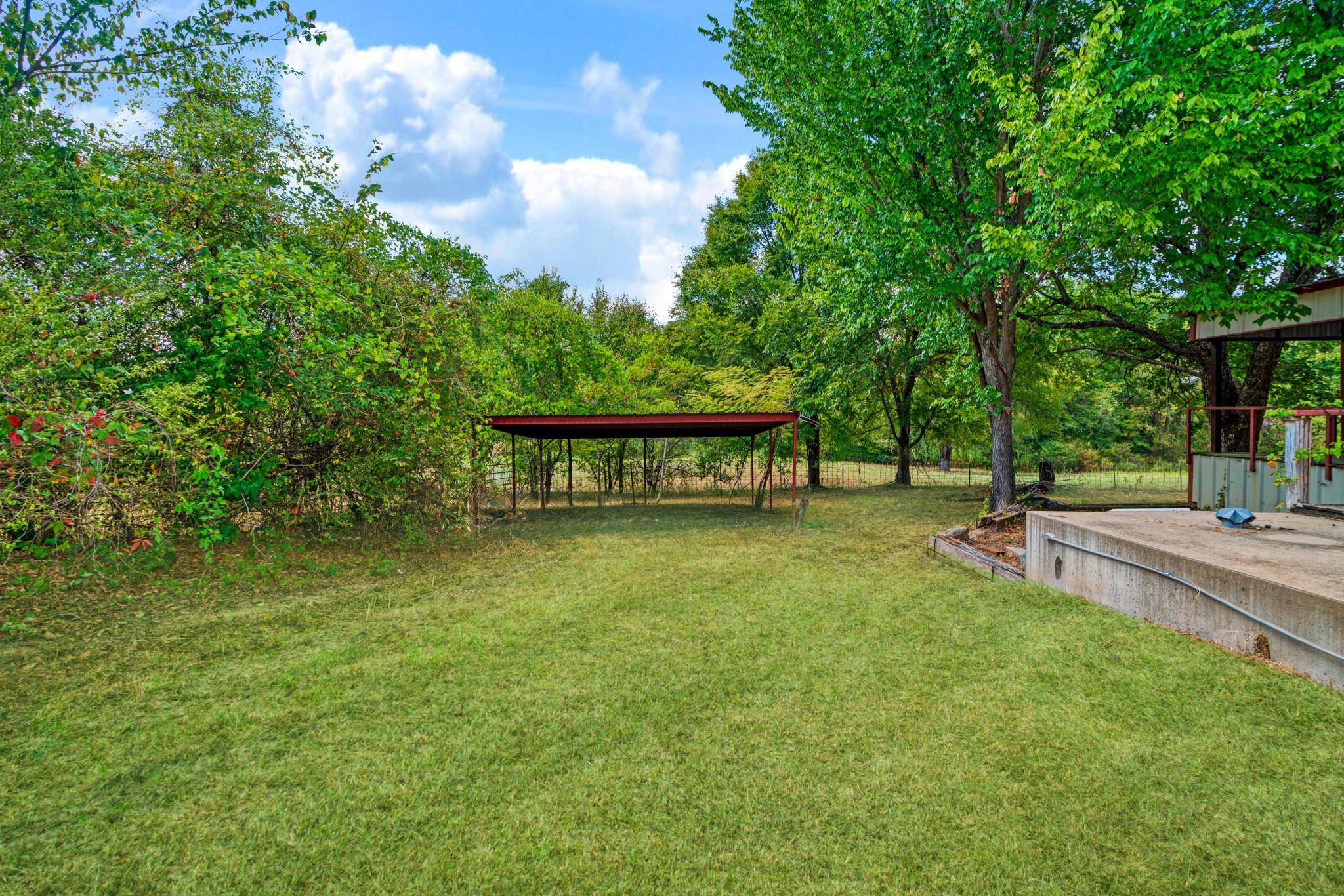main property photo 22