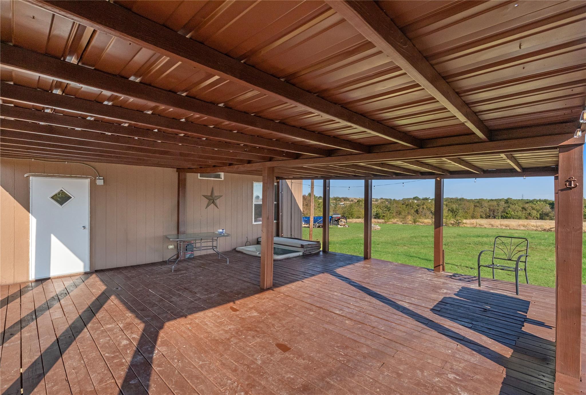 main property photo 20