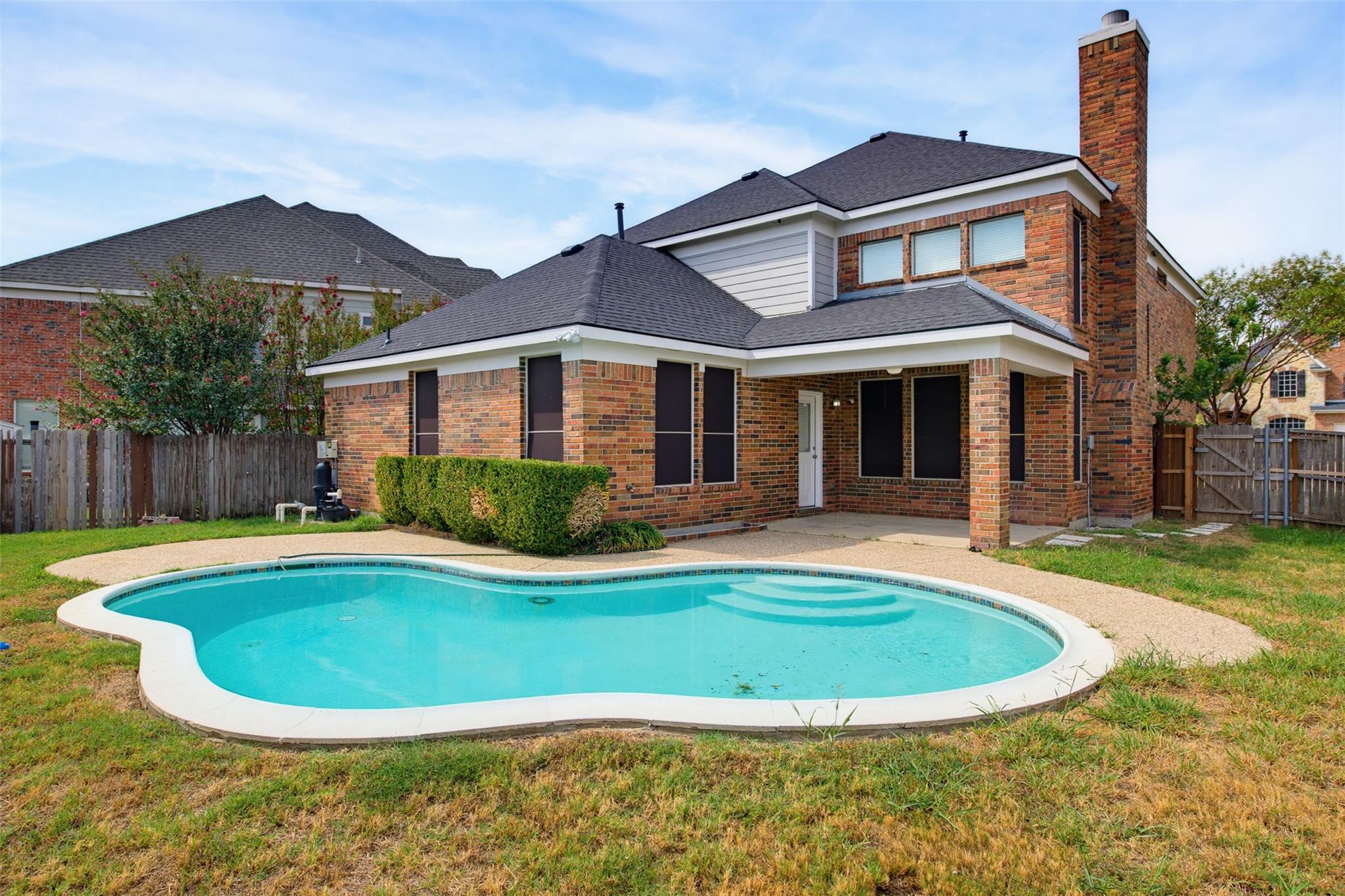 main property photo 3