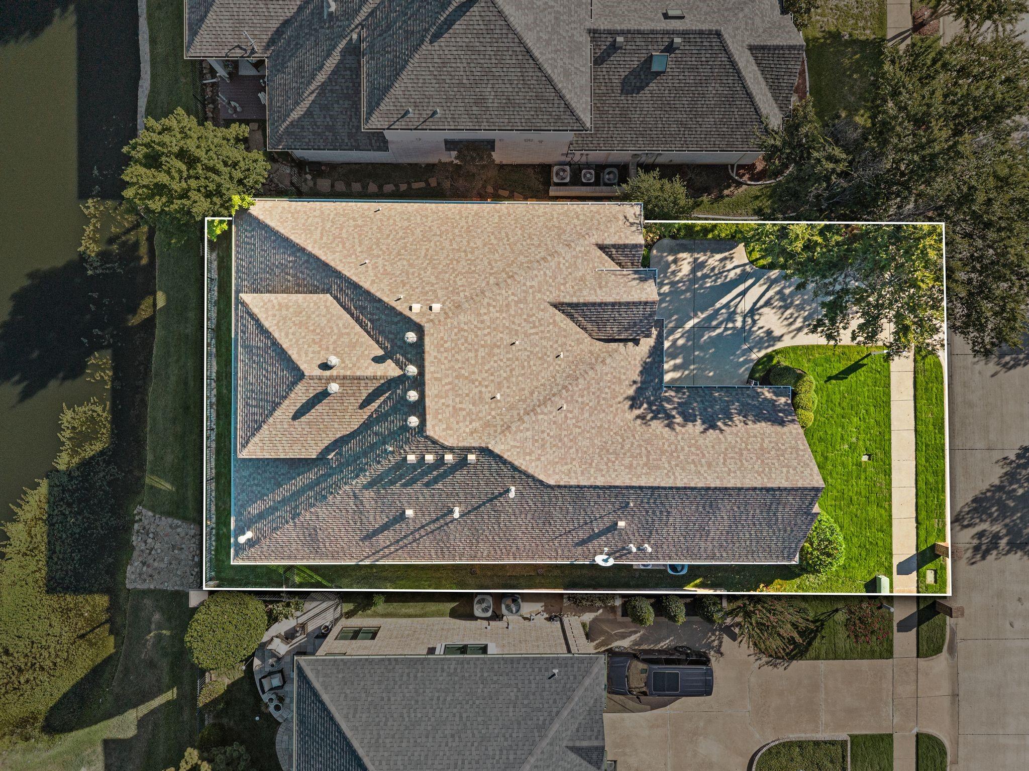 main property photo 32