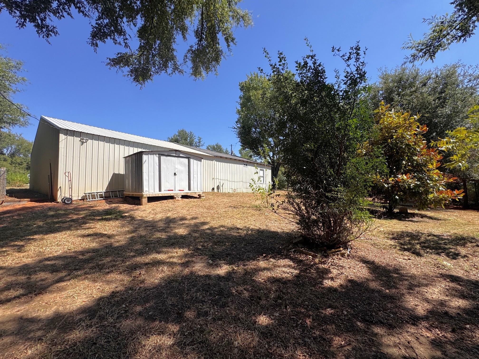 main property photo 15