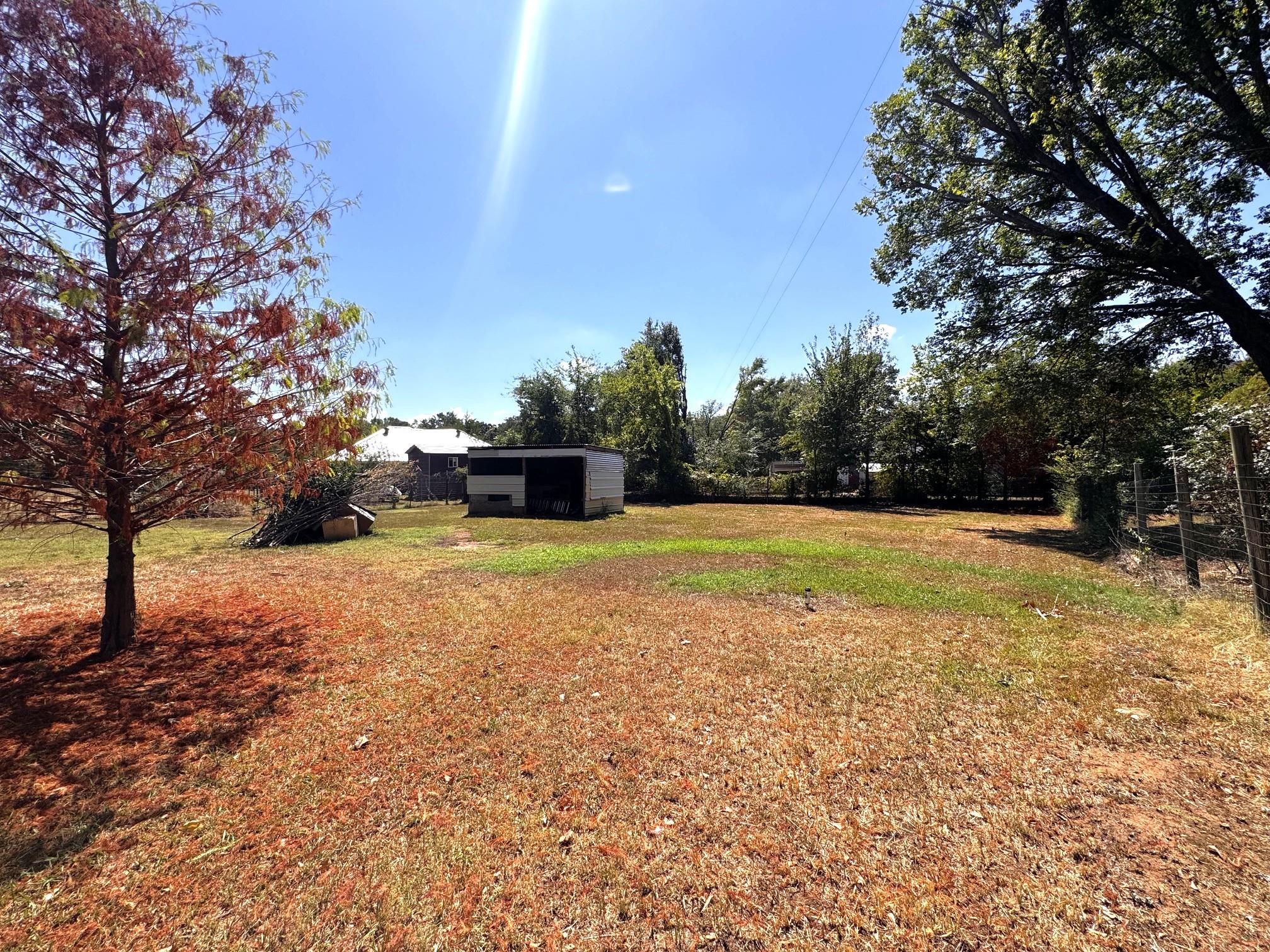 main property photo 20
