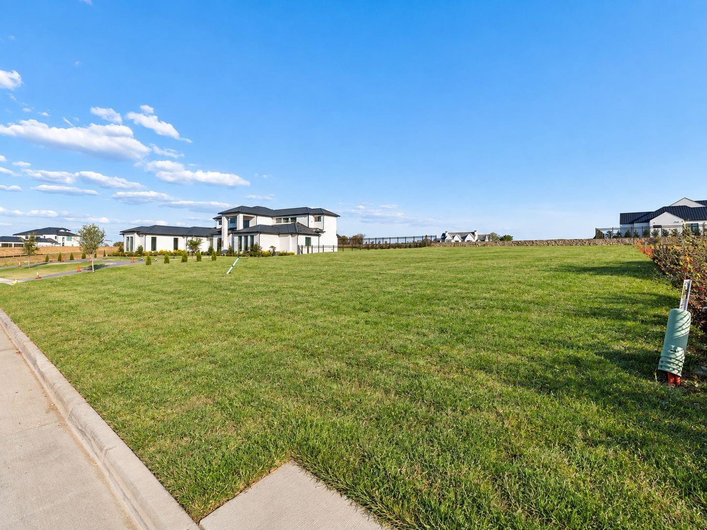 main property photo 5