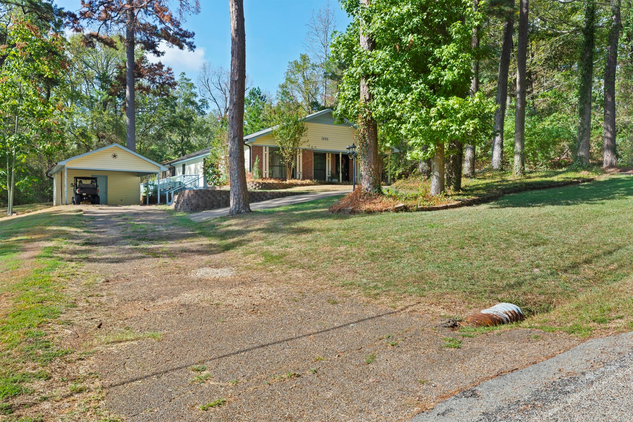 main property photo 6