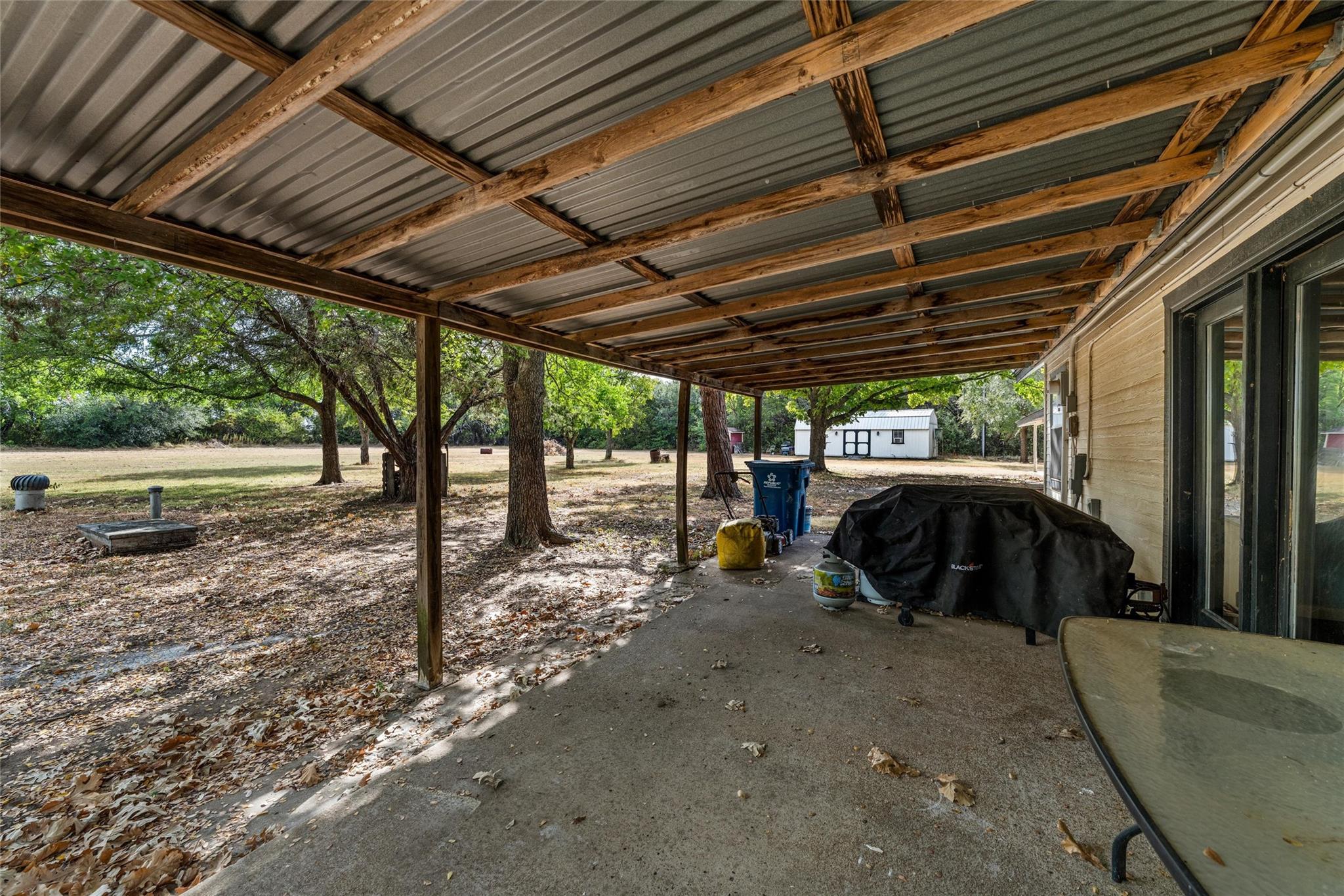 main property photo 22