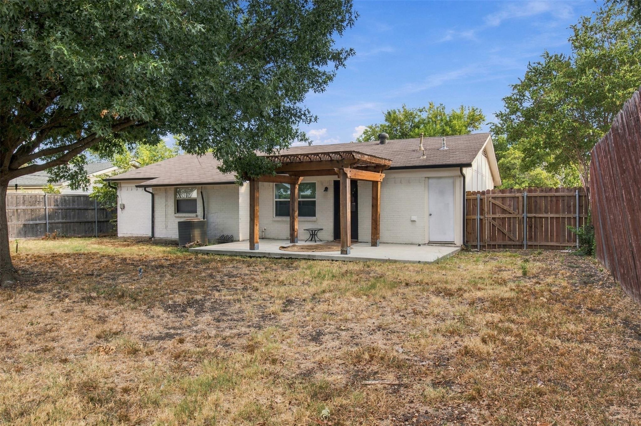 main property photo 4